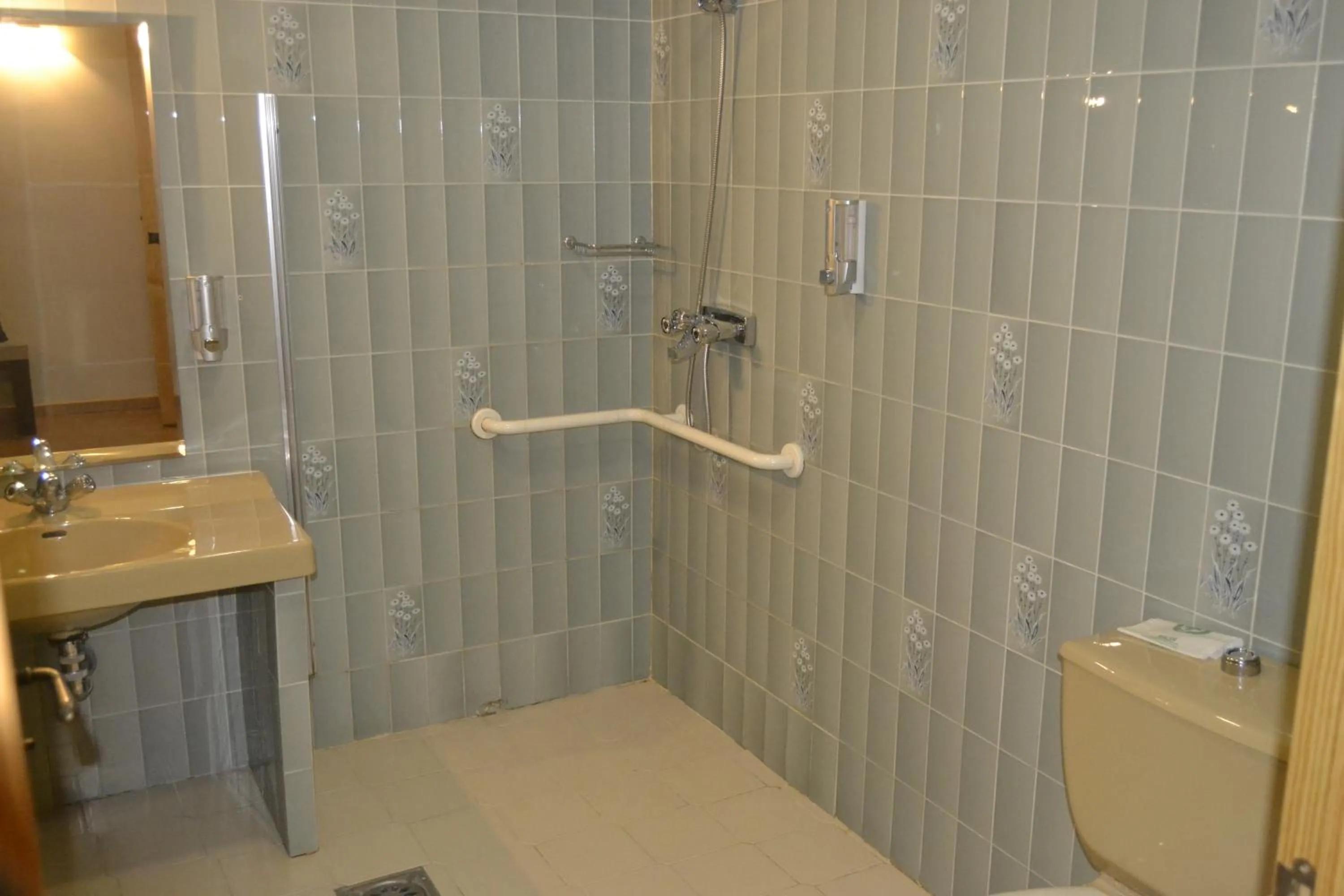 Bathroom in Hotel El Tratado