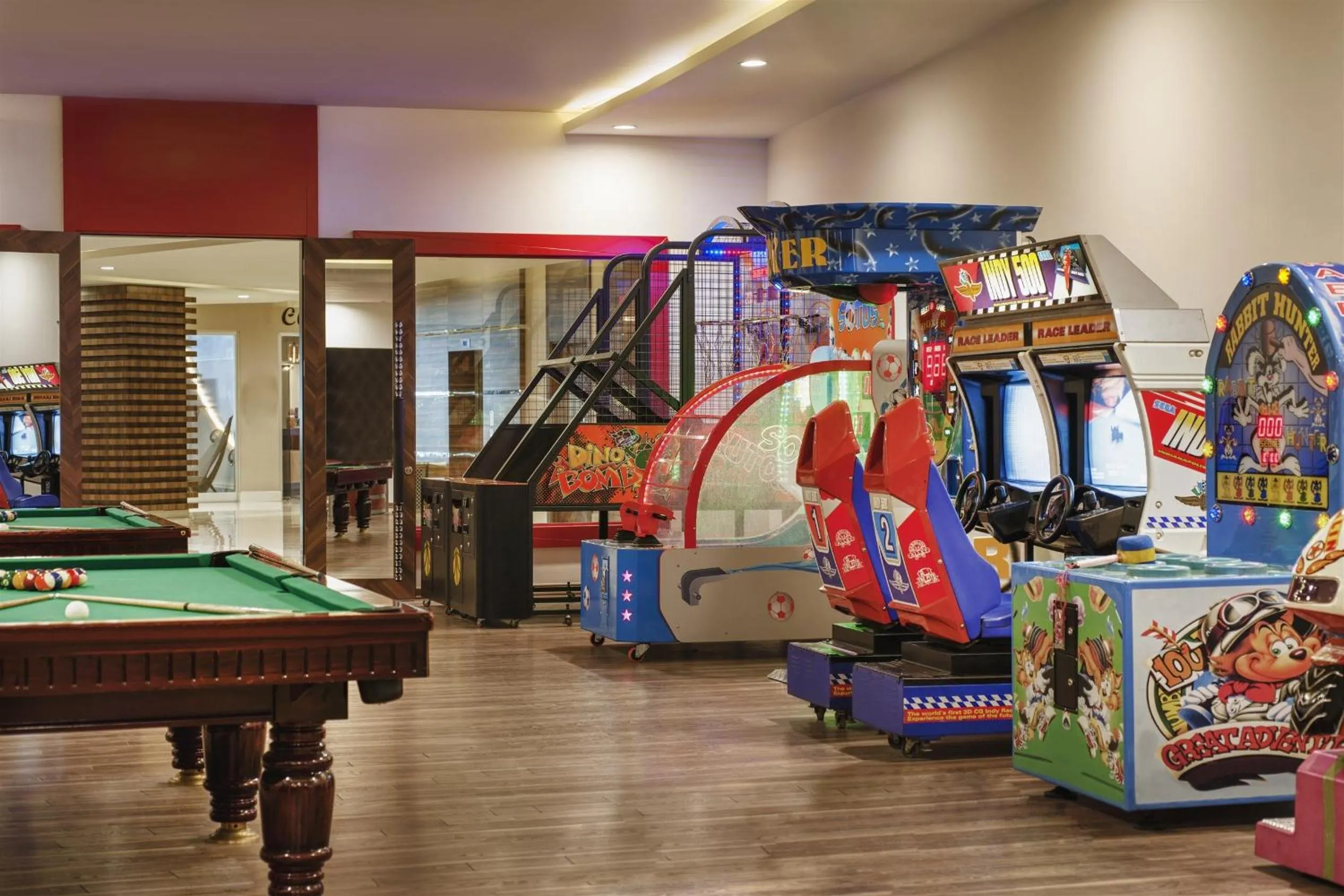 Children play ground in Botanik Platinum Hotel