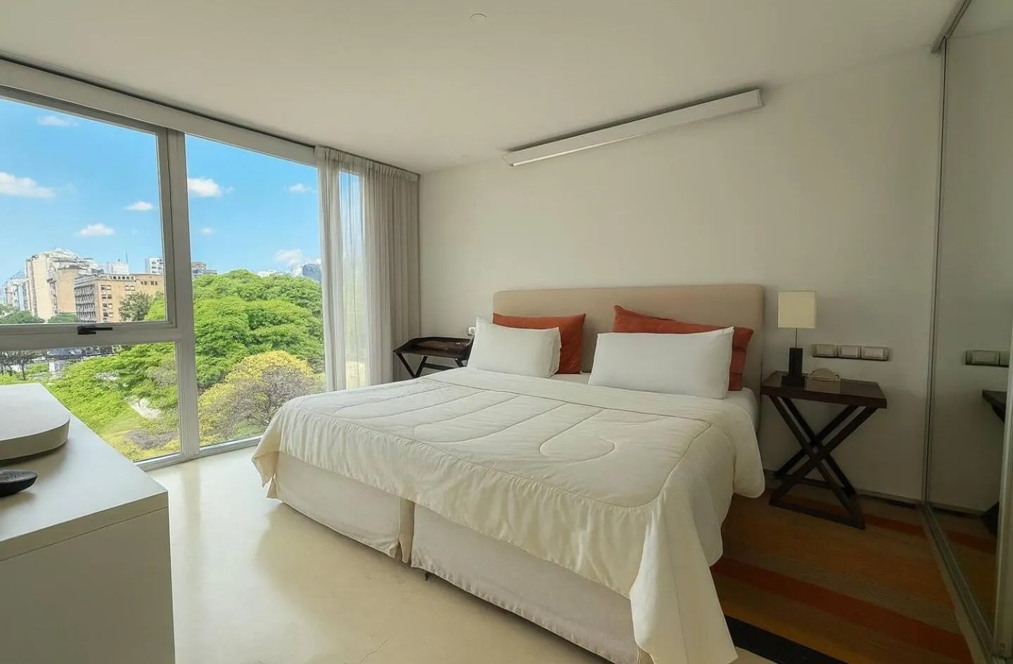 Photo of the whole room, Bed in Design cE - Hotel Boutique de Diseño