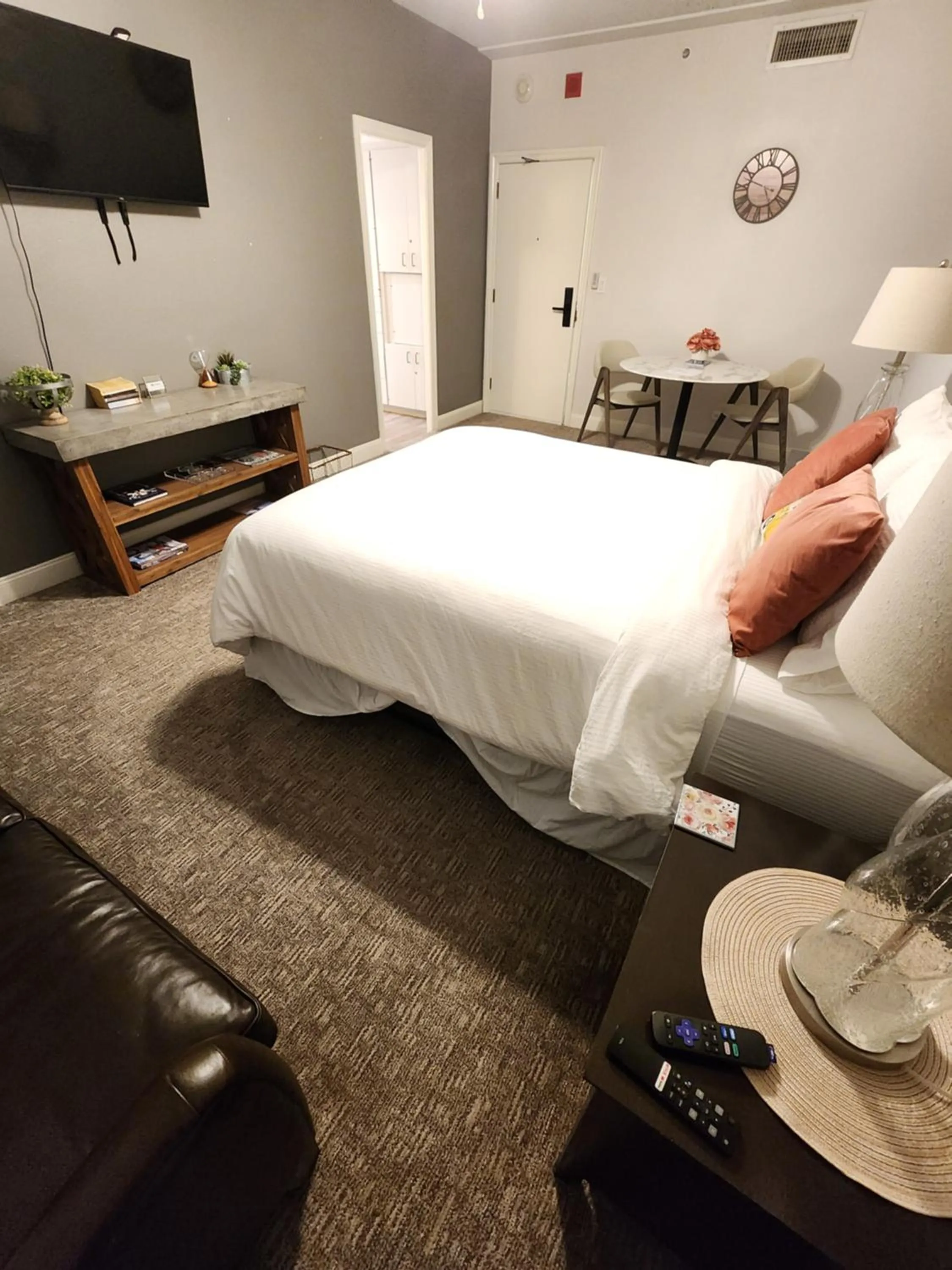 Bed in Hotel Phillips