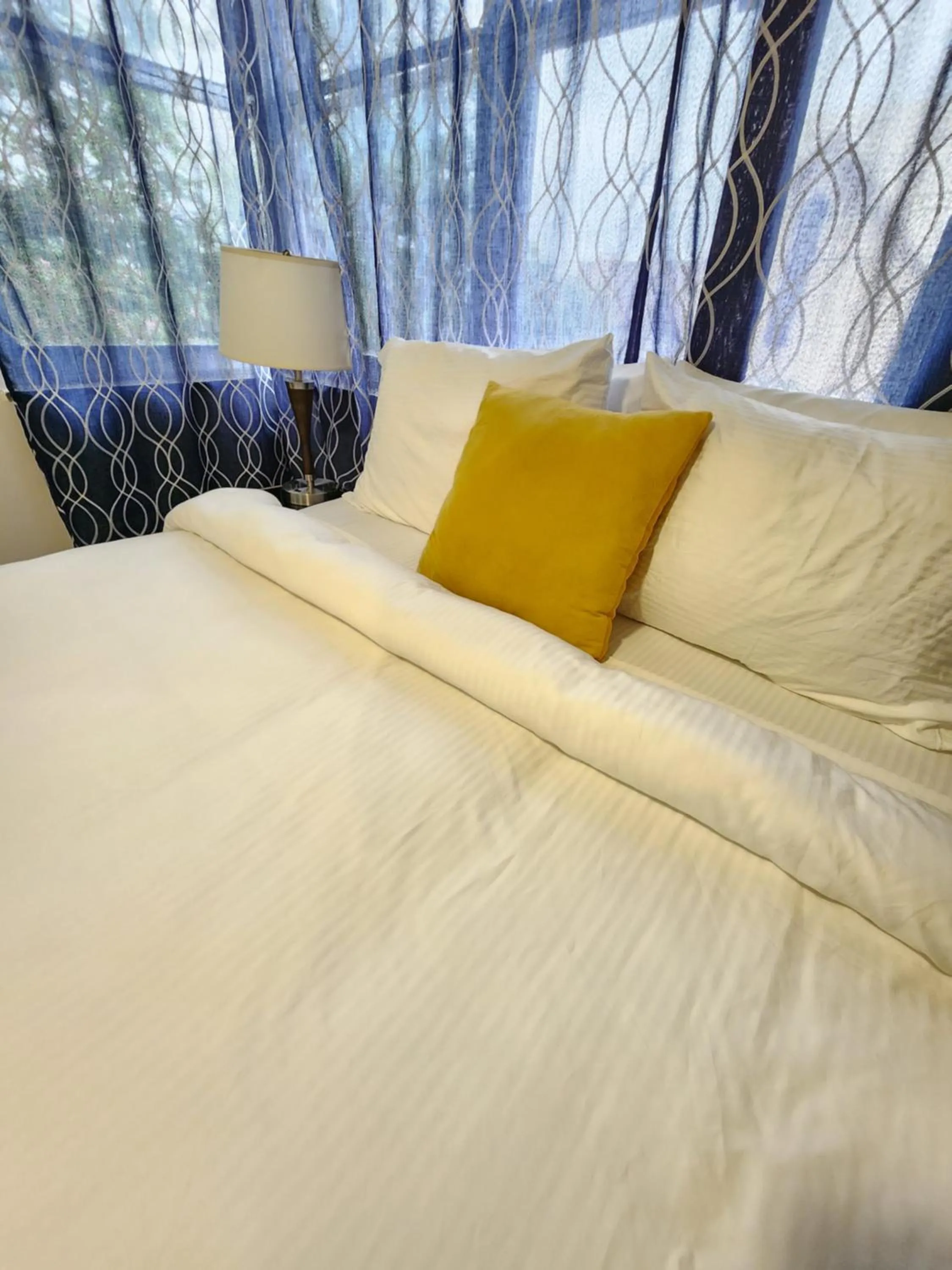 Bed in Hotel Phillips