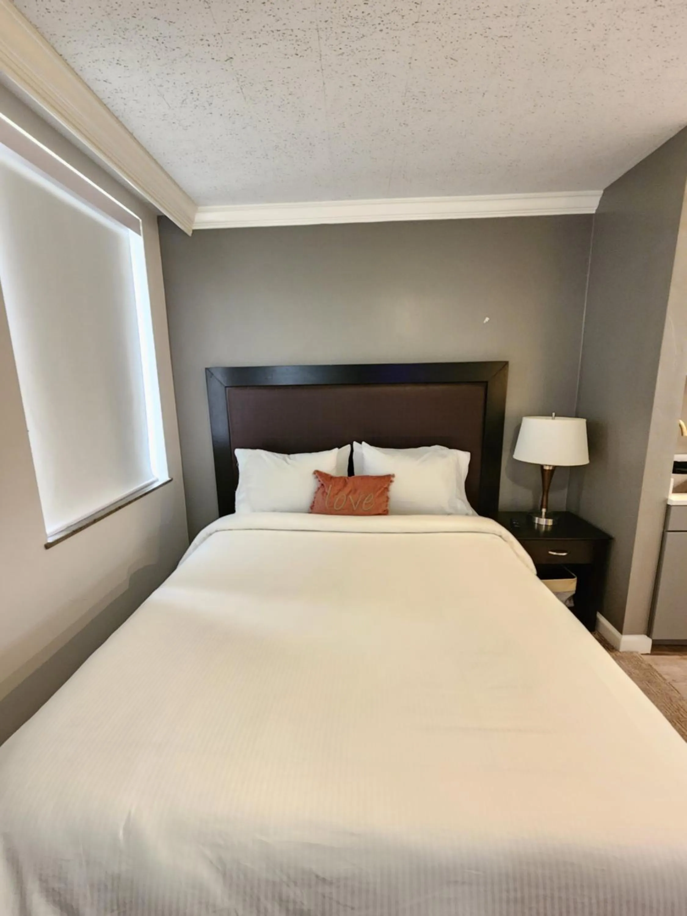 Bed in Hotel Phillips