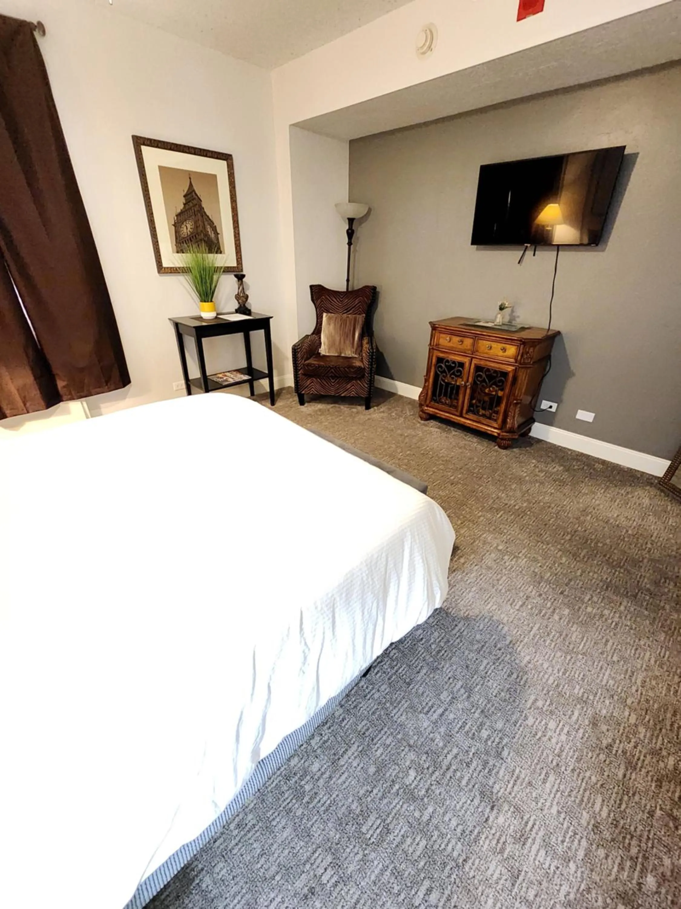 Bed in Hotel Phillips