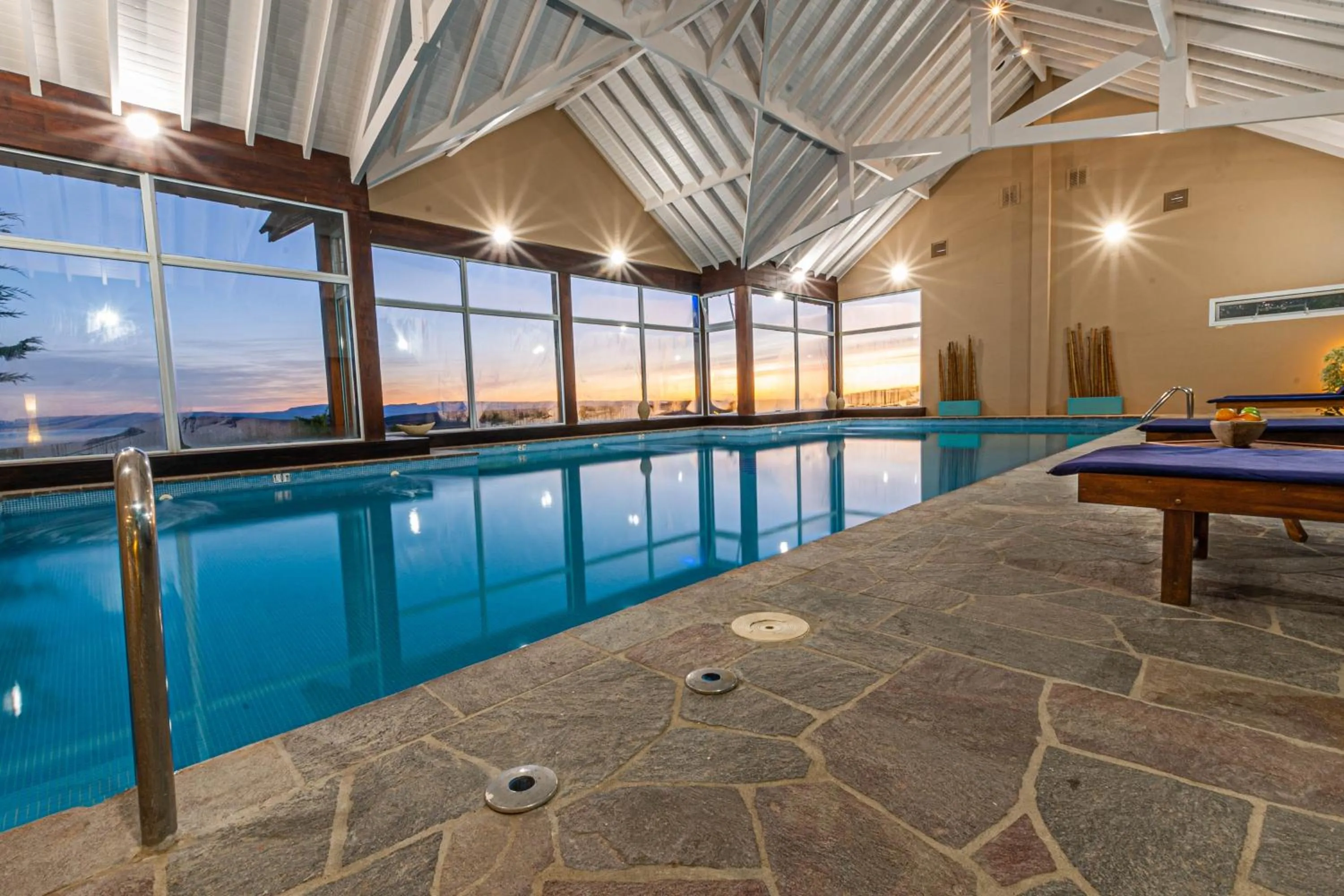 Pool view in Alto Calafate Hotel