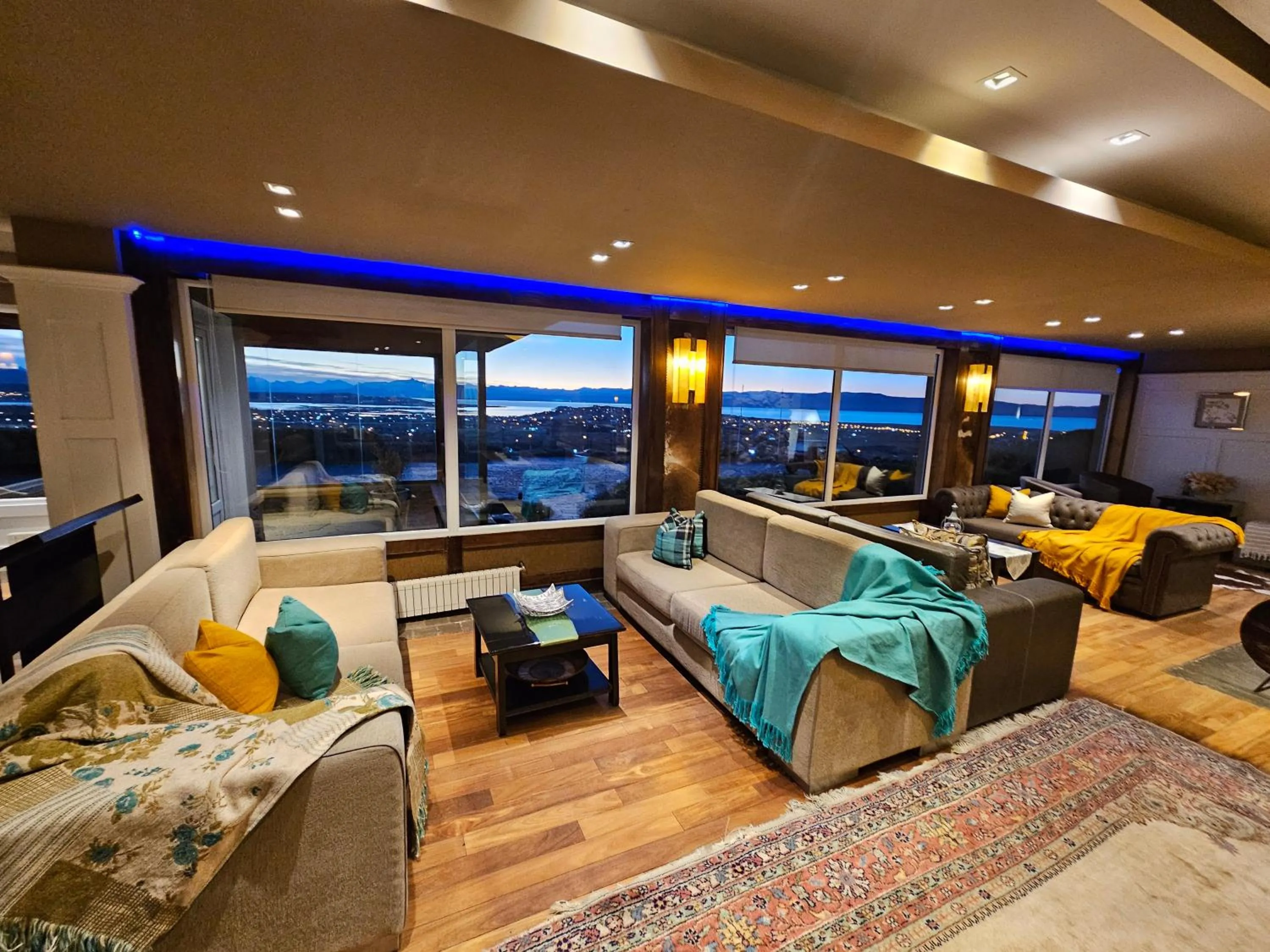 Living room in Alto Calafate Hotel
