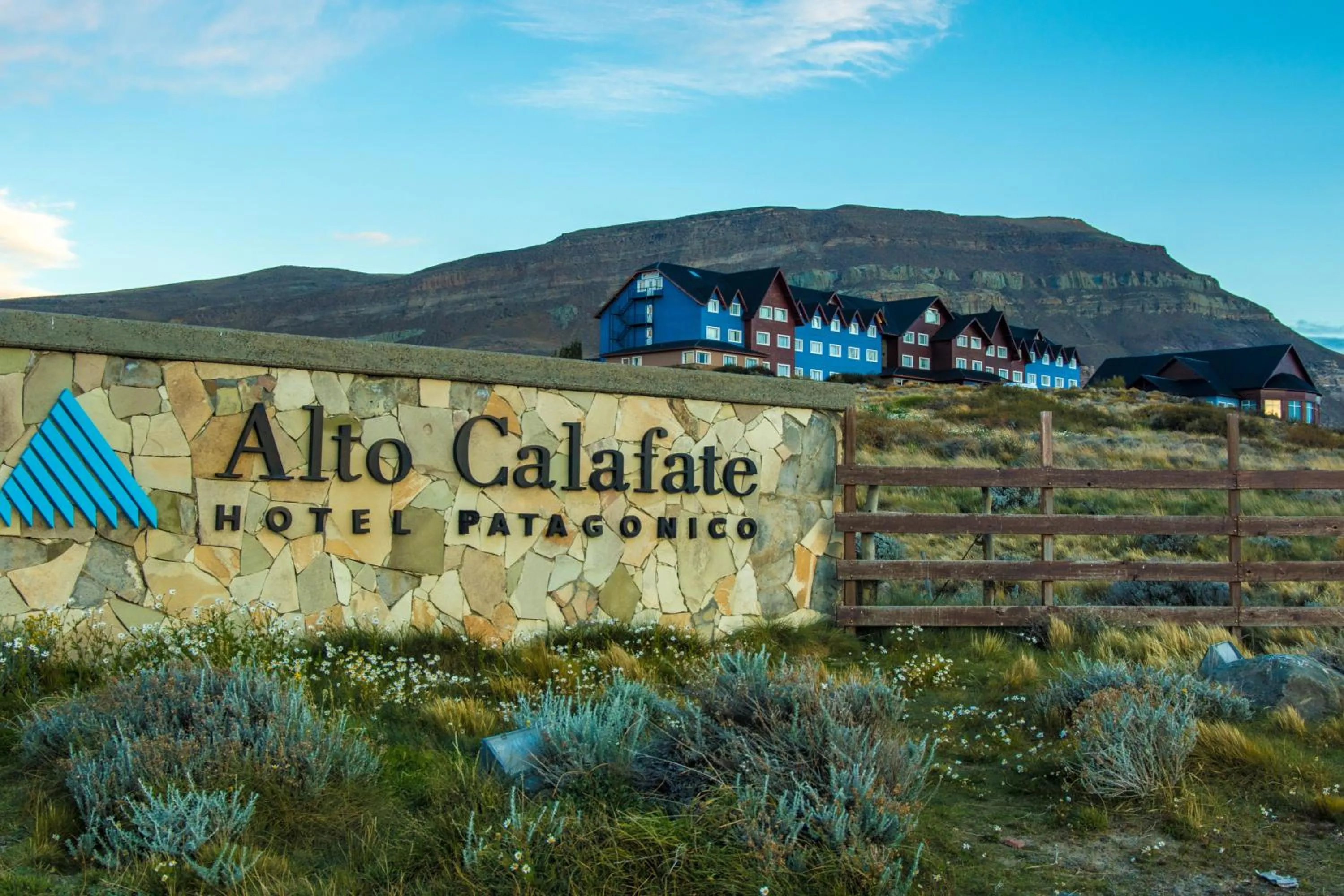 Property building in Alto Calafate Hotel