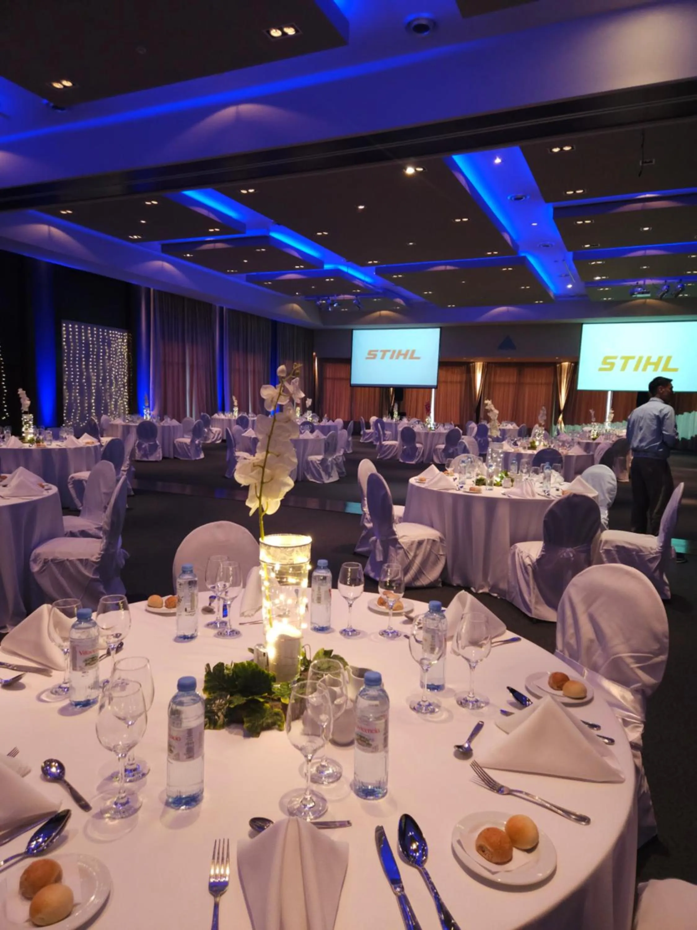 Food in Alto Calafate Hotel