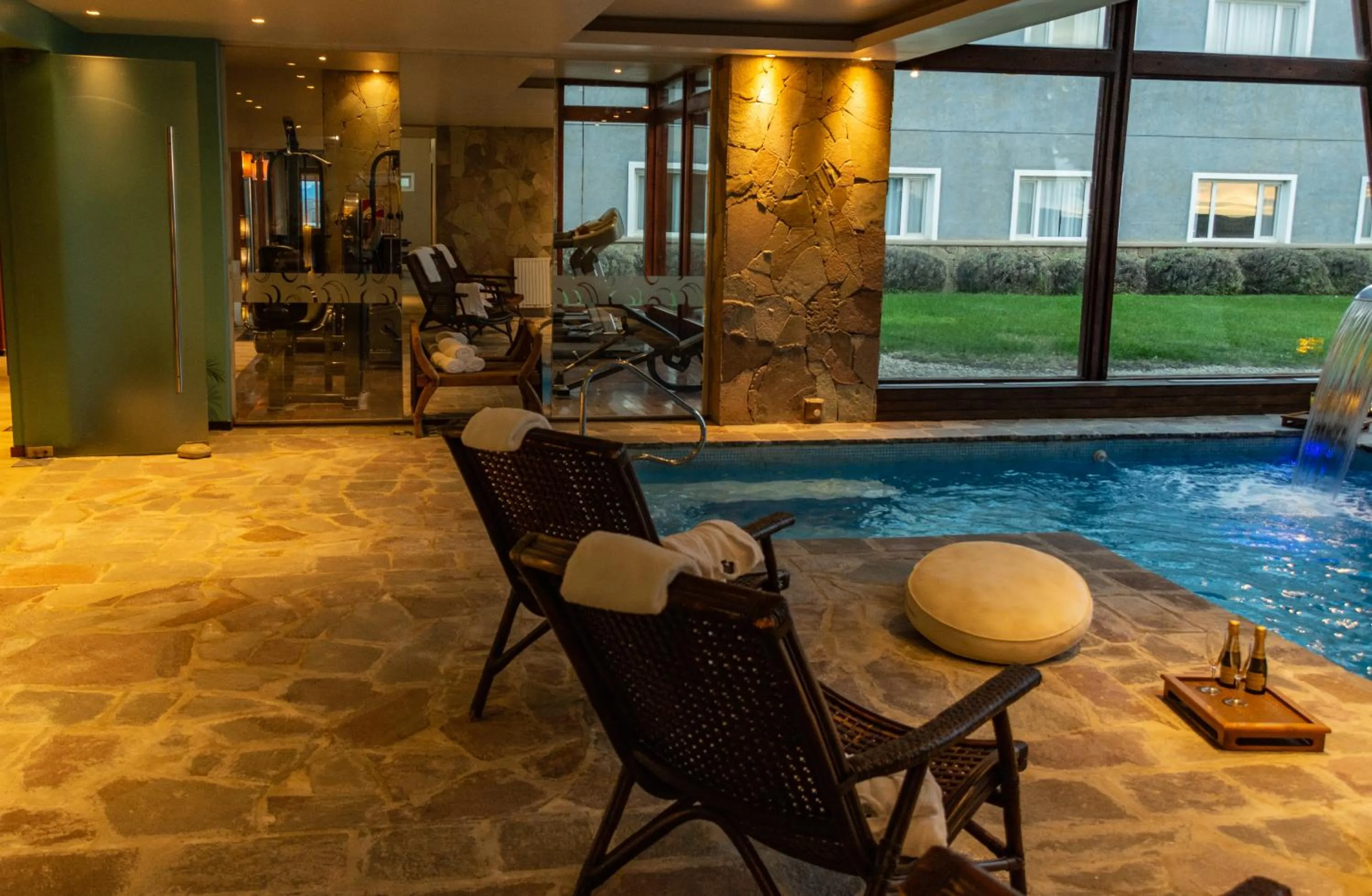 Pool view in Alto Calafate Hotel