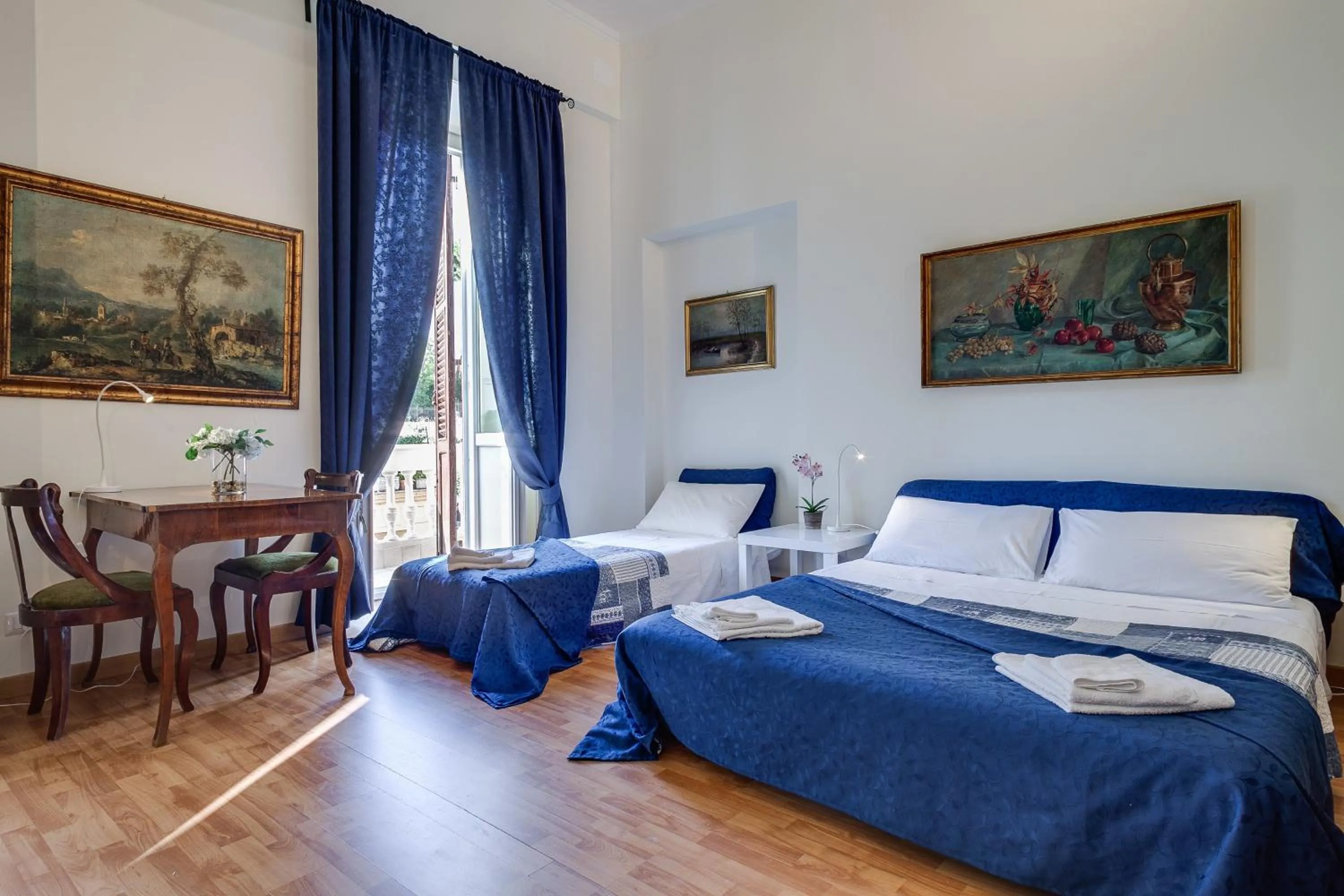 Bedroom, Bed in Otium Maecenatis Apartments