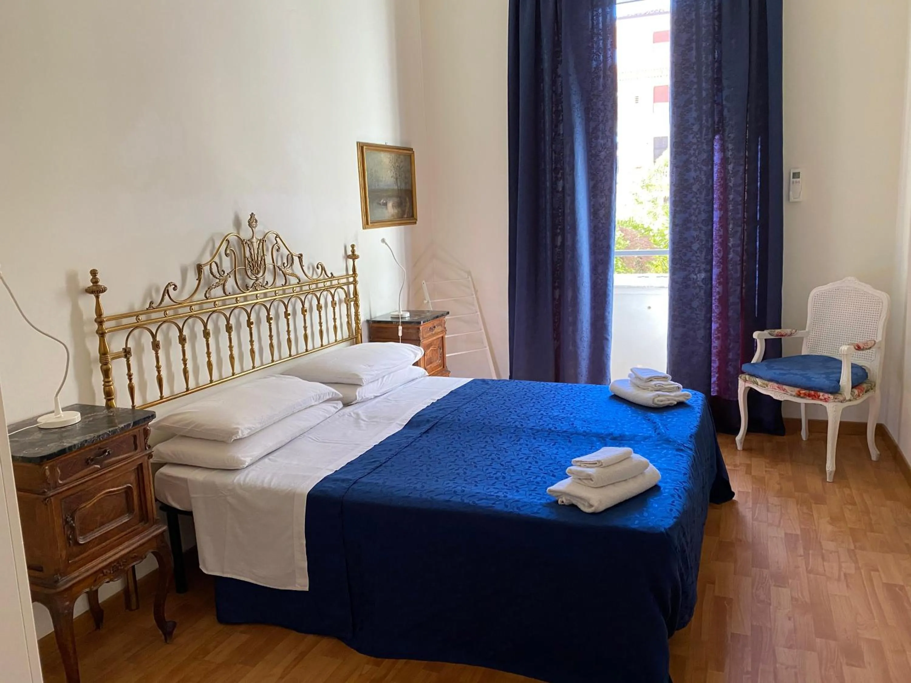 Bed in Otium Maecenatis Apartments