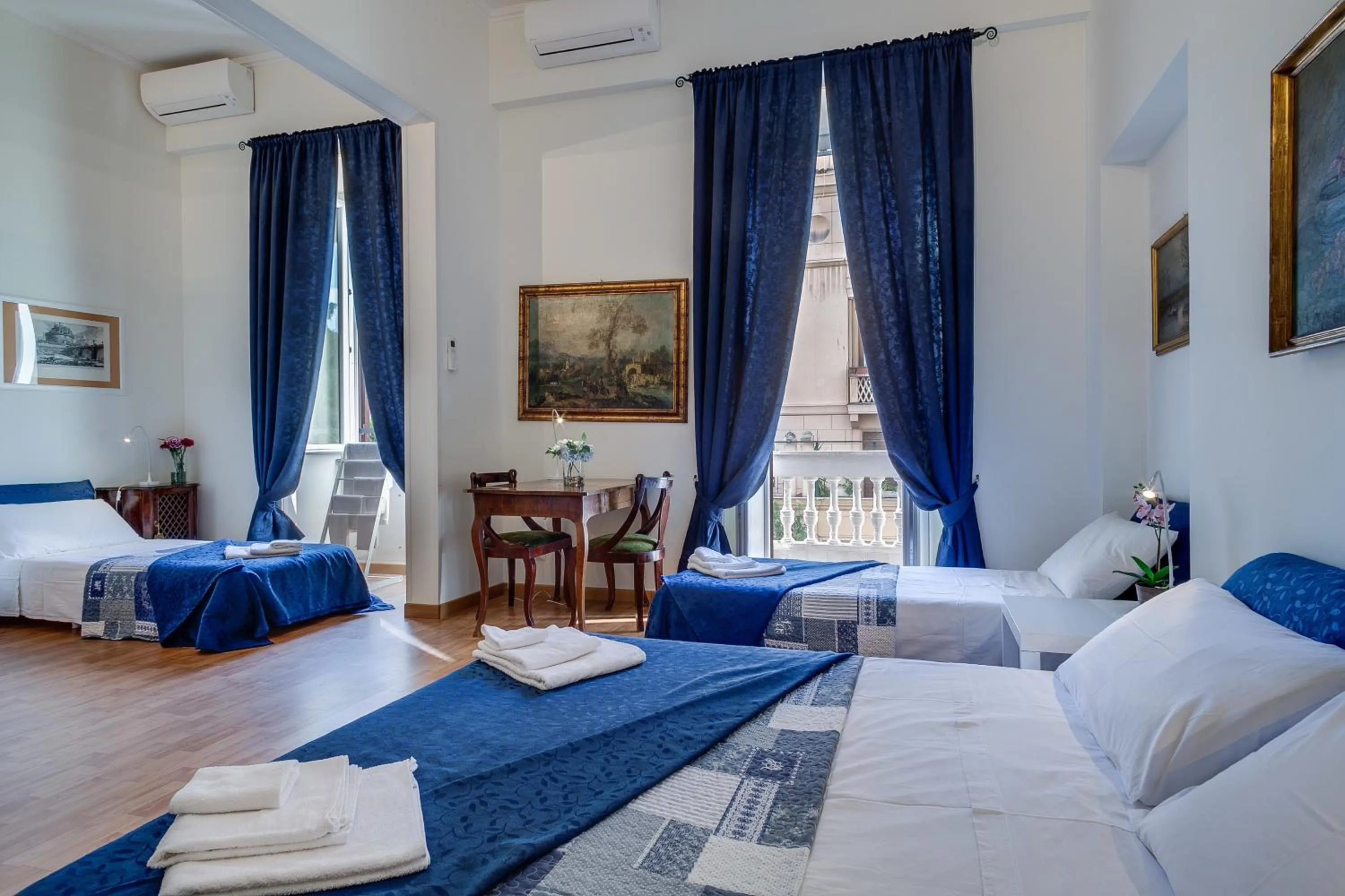 Bedroom, Bed in Otium Maecenatis Apartments