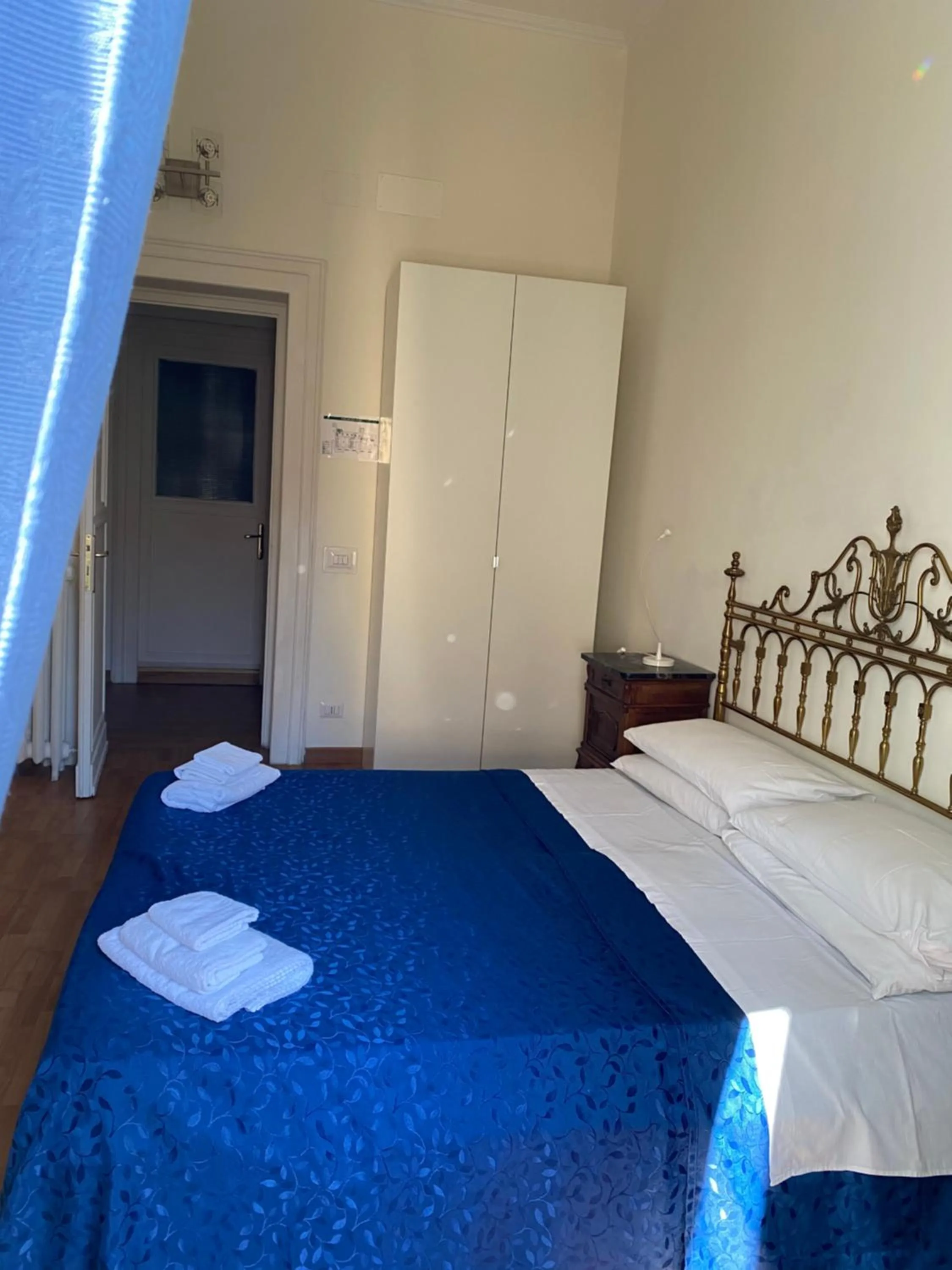 Bed in Otium Maecenatis Apartments