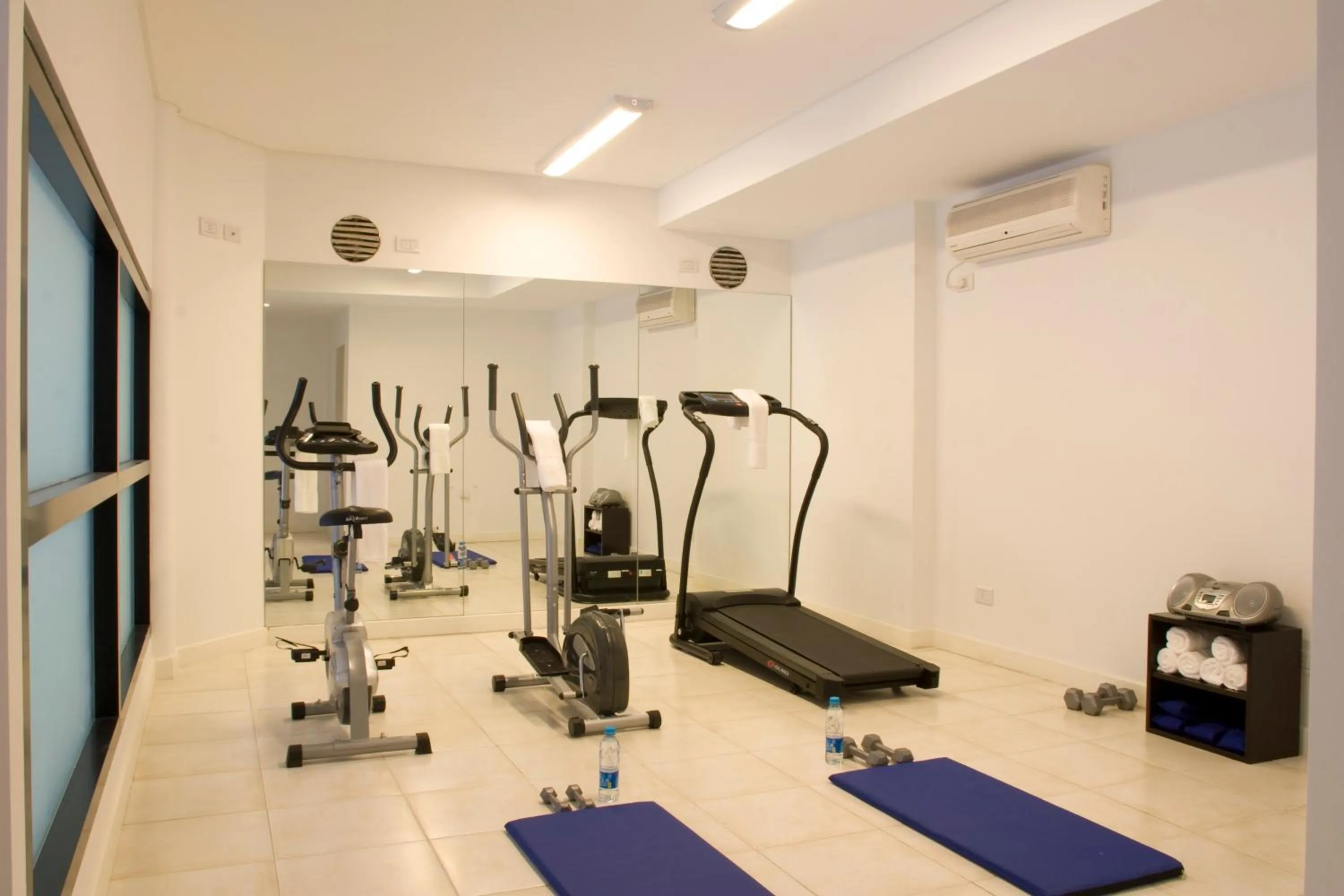 Fitness centre/facilities in Piccaluga Apartments