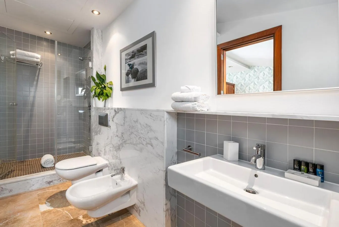 Shower in Finca Son Arnau