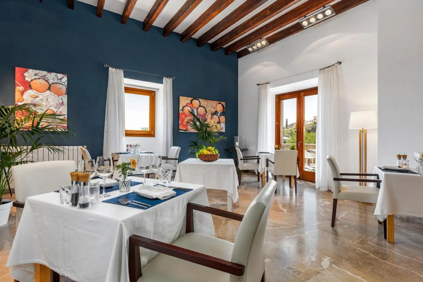 Restaurant/places to eat in Finca Son Arnau