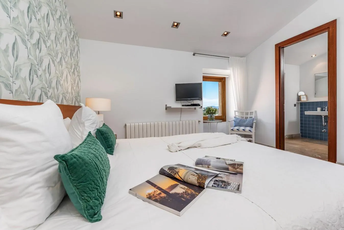 Bedroom, Bed in Finca Son Arnau