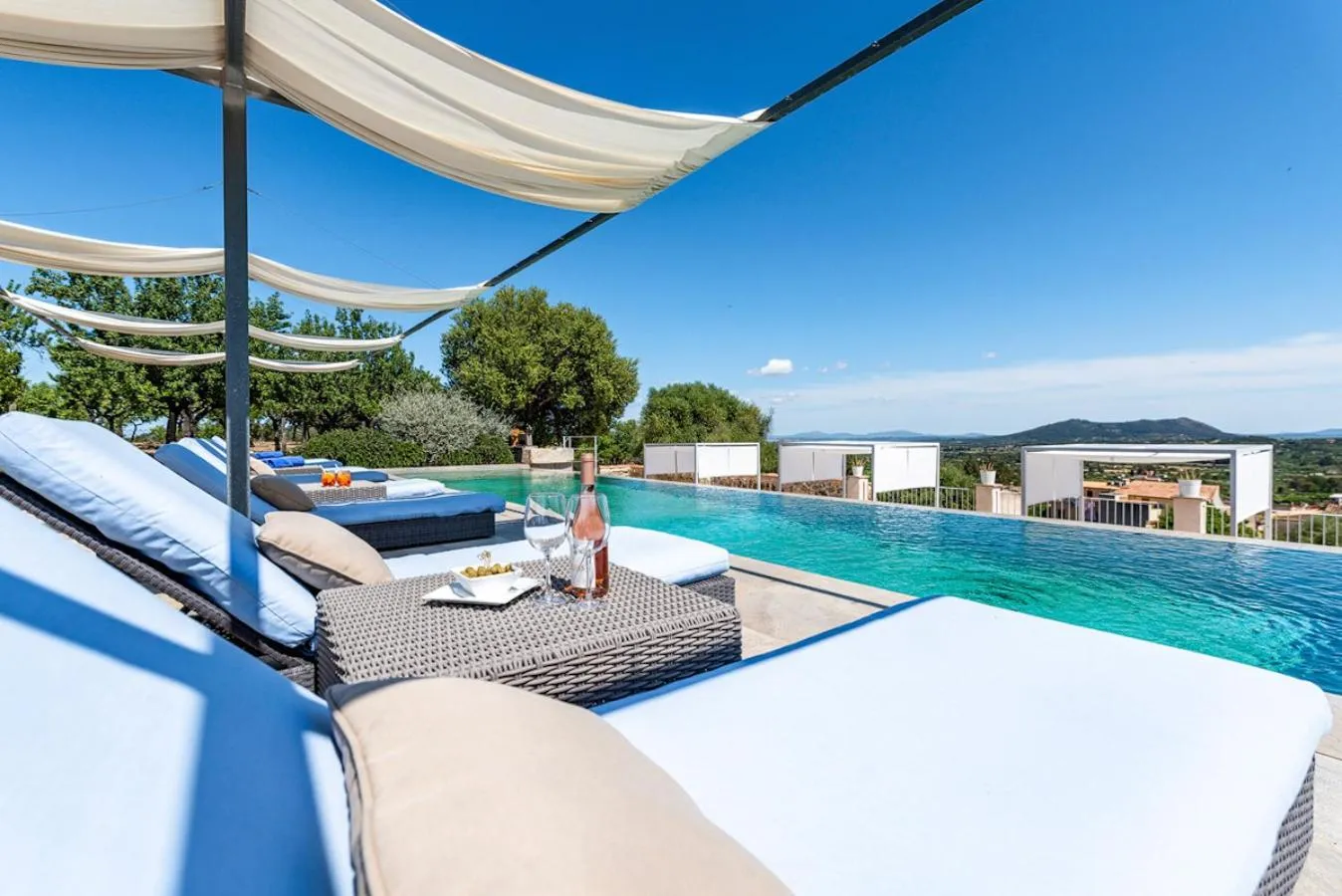 Swimming pool in Finca Son Arnau