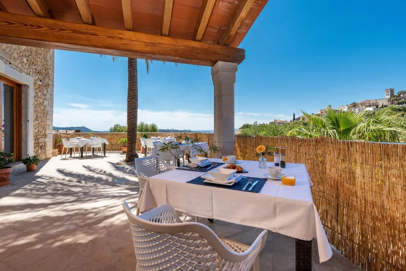 Restaurant/places to eat in Finca Son Arnau