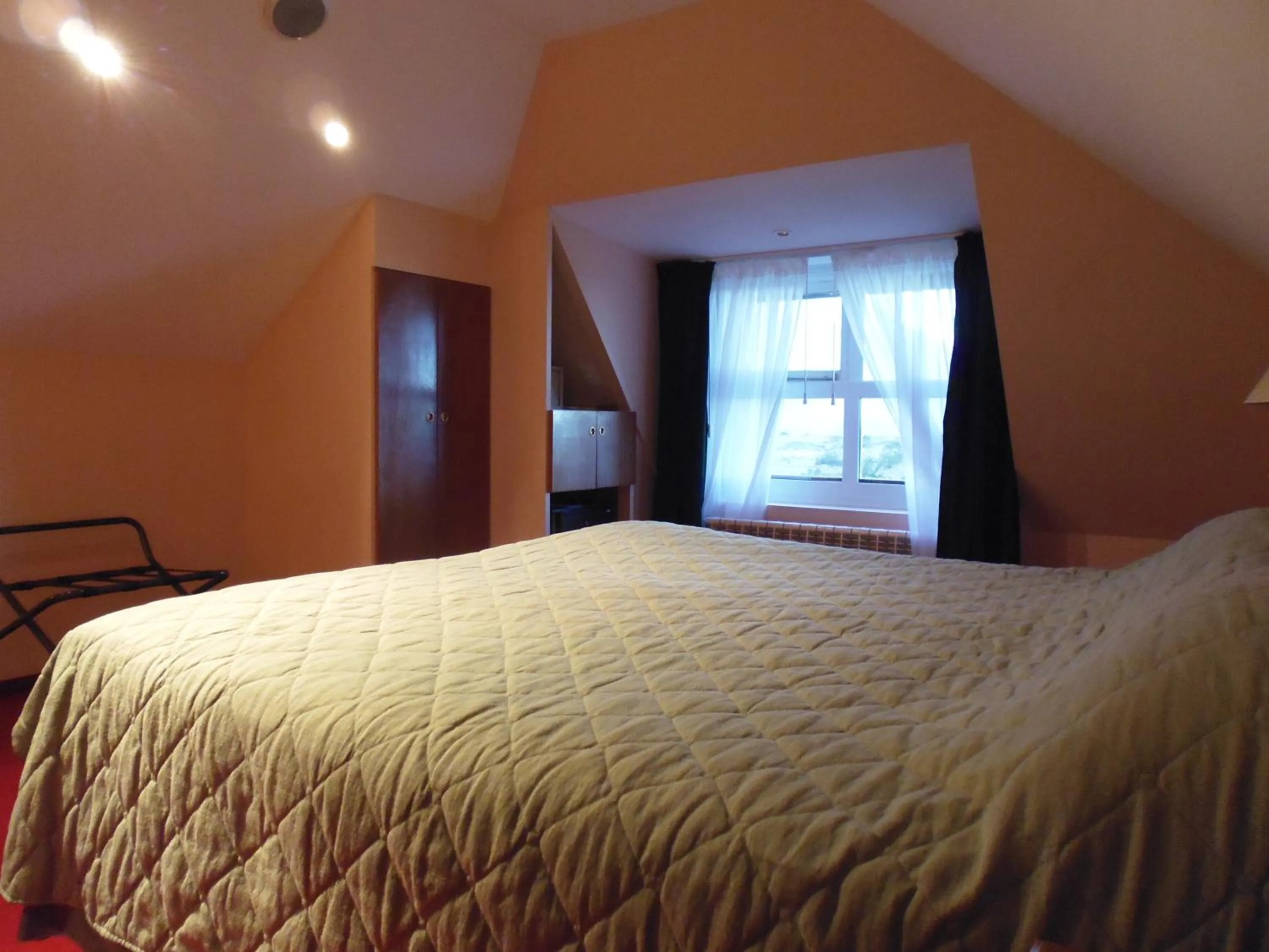 Bedroom, Bed in Estancia La Quinta