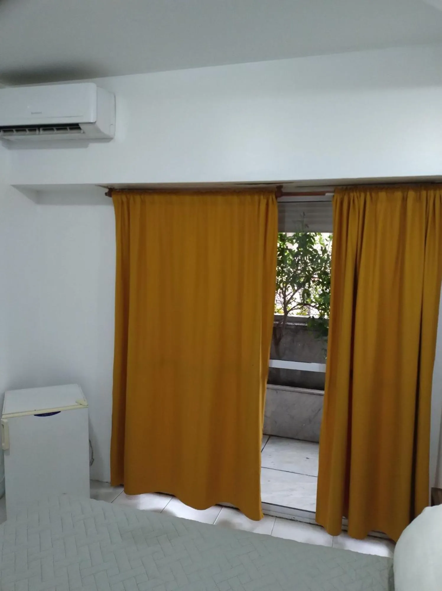 Bedroom, Bed in San Remo City Hotel