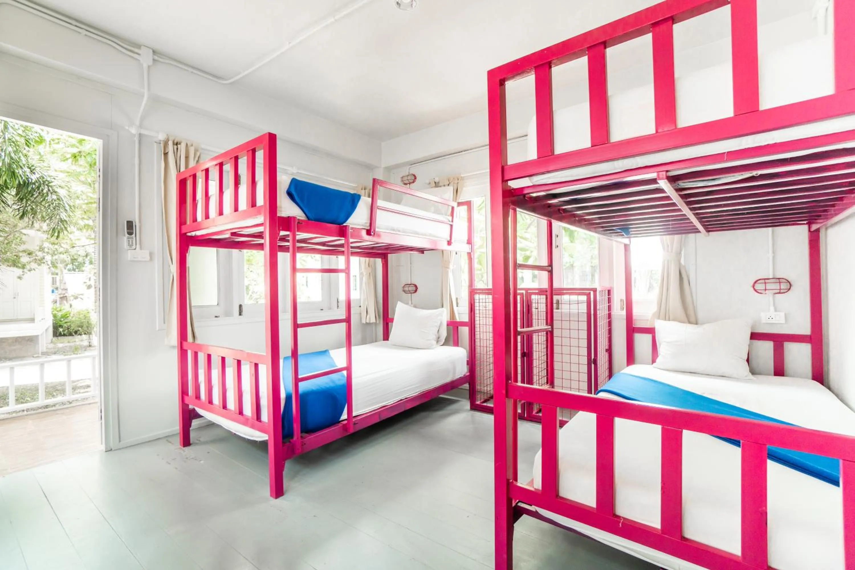 Bed in Slumber Party Koh Tao