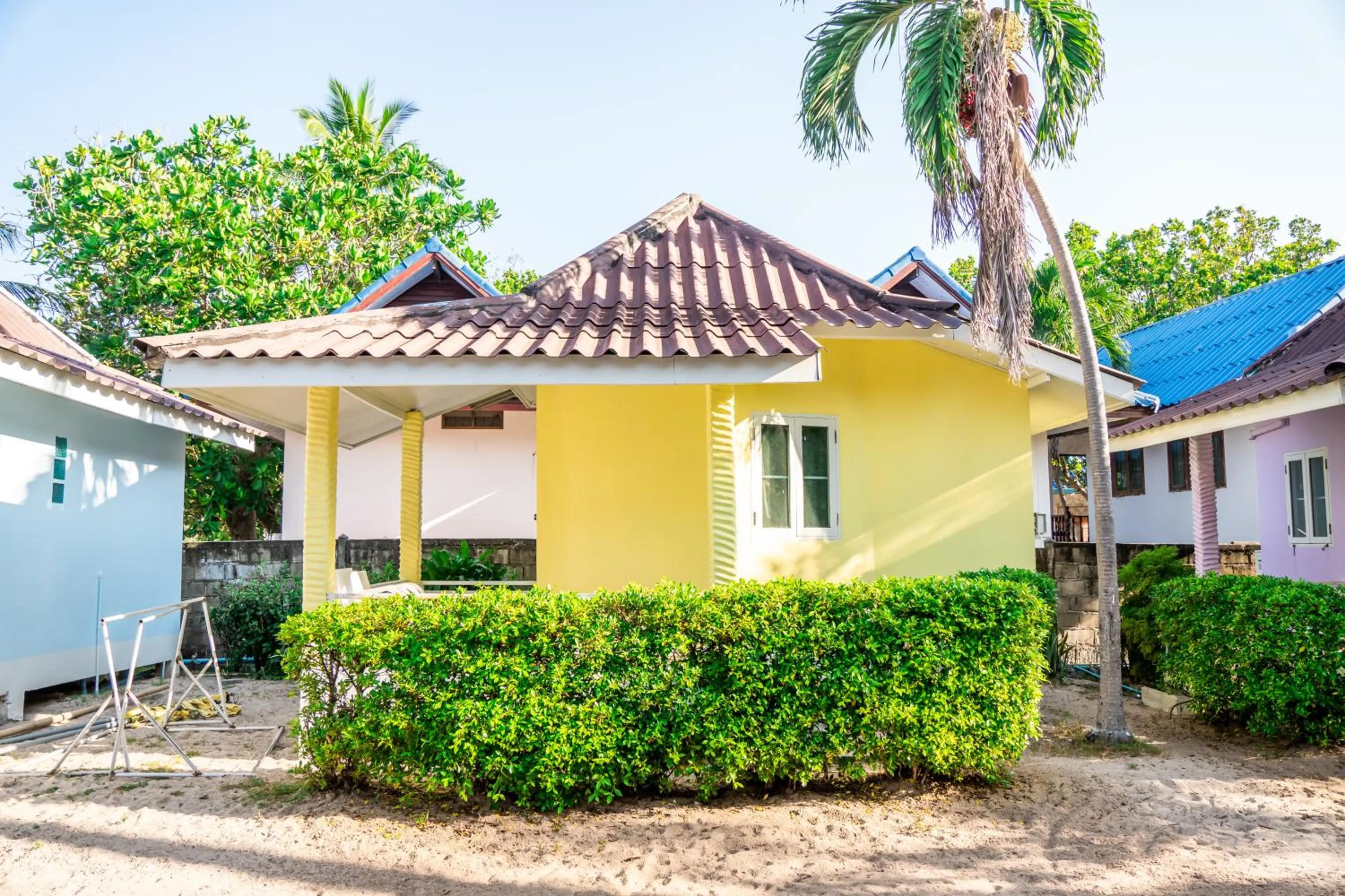 Property building in Slumber Party Koh Tao