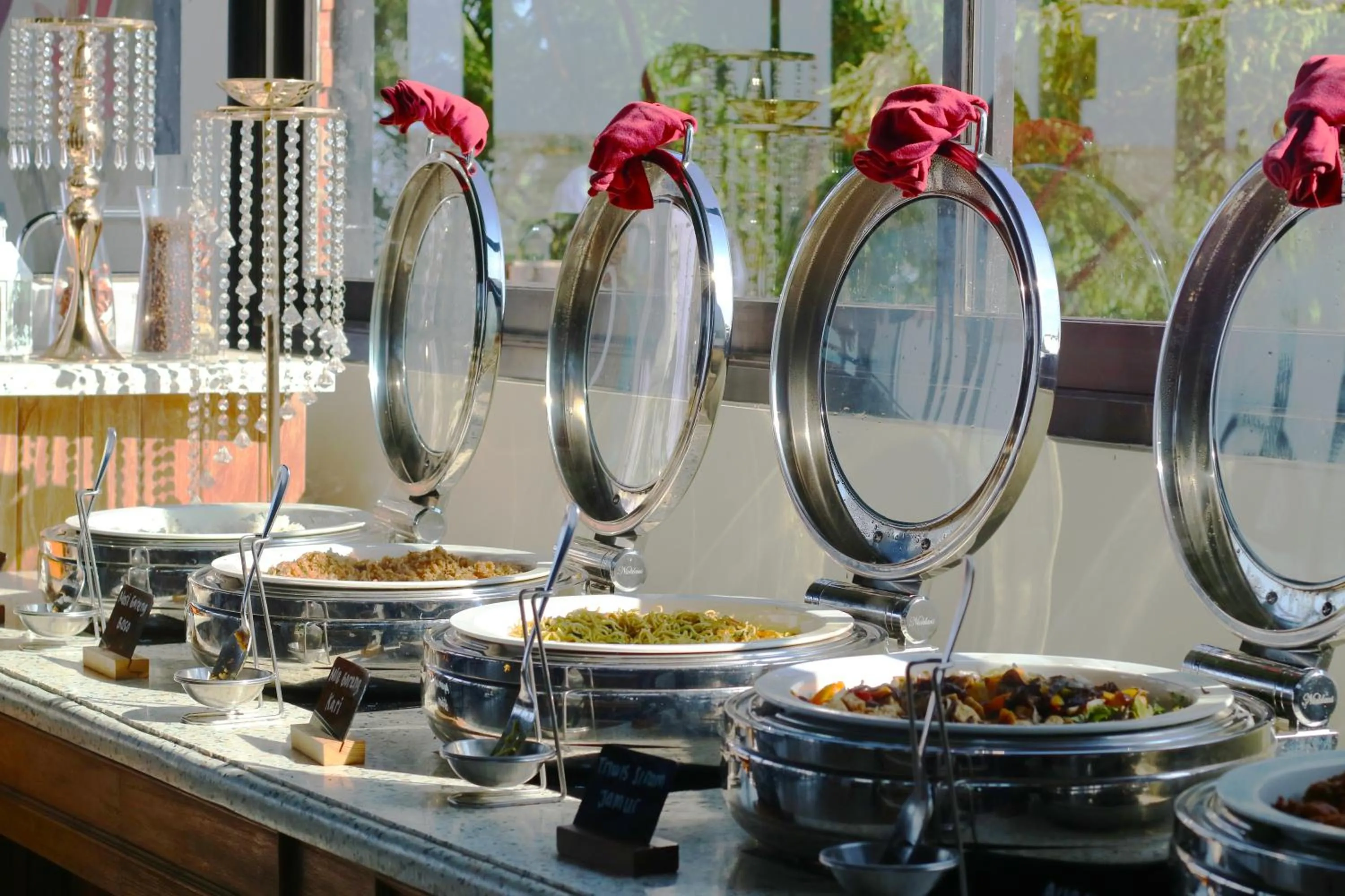 Breakfast in Sunsetfalls Gardens and Resort