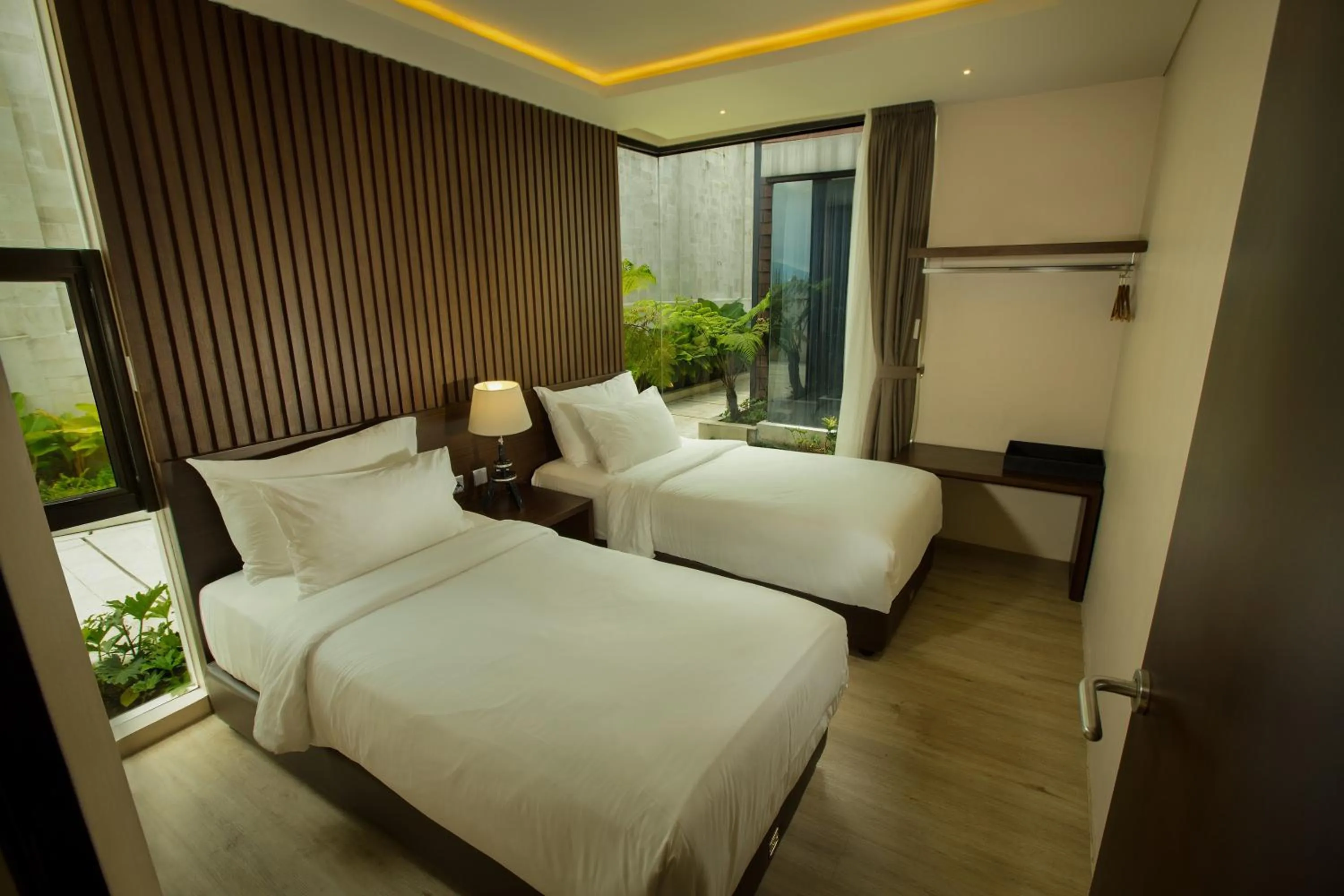 Bedroom, Bed in Sunsetfalls Gardens and Resort