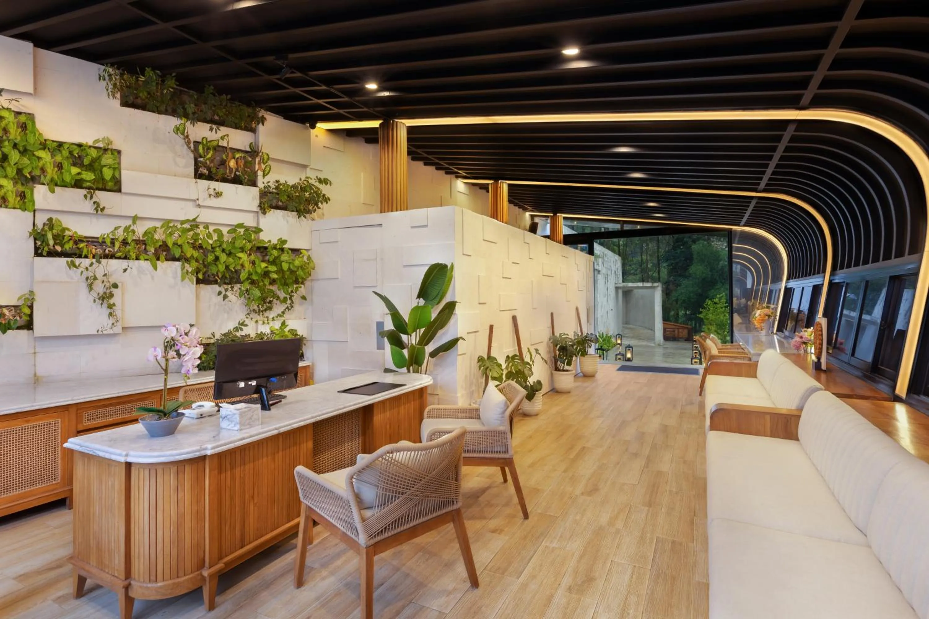 Lobby or reception in Sunsetfalls Gardens and Resort