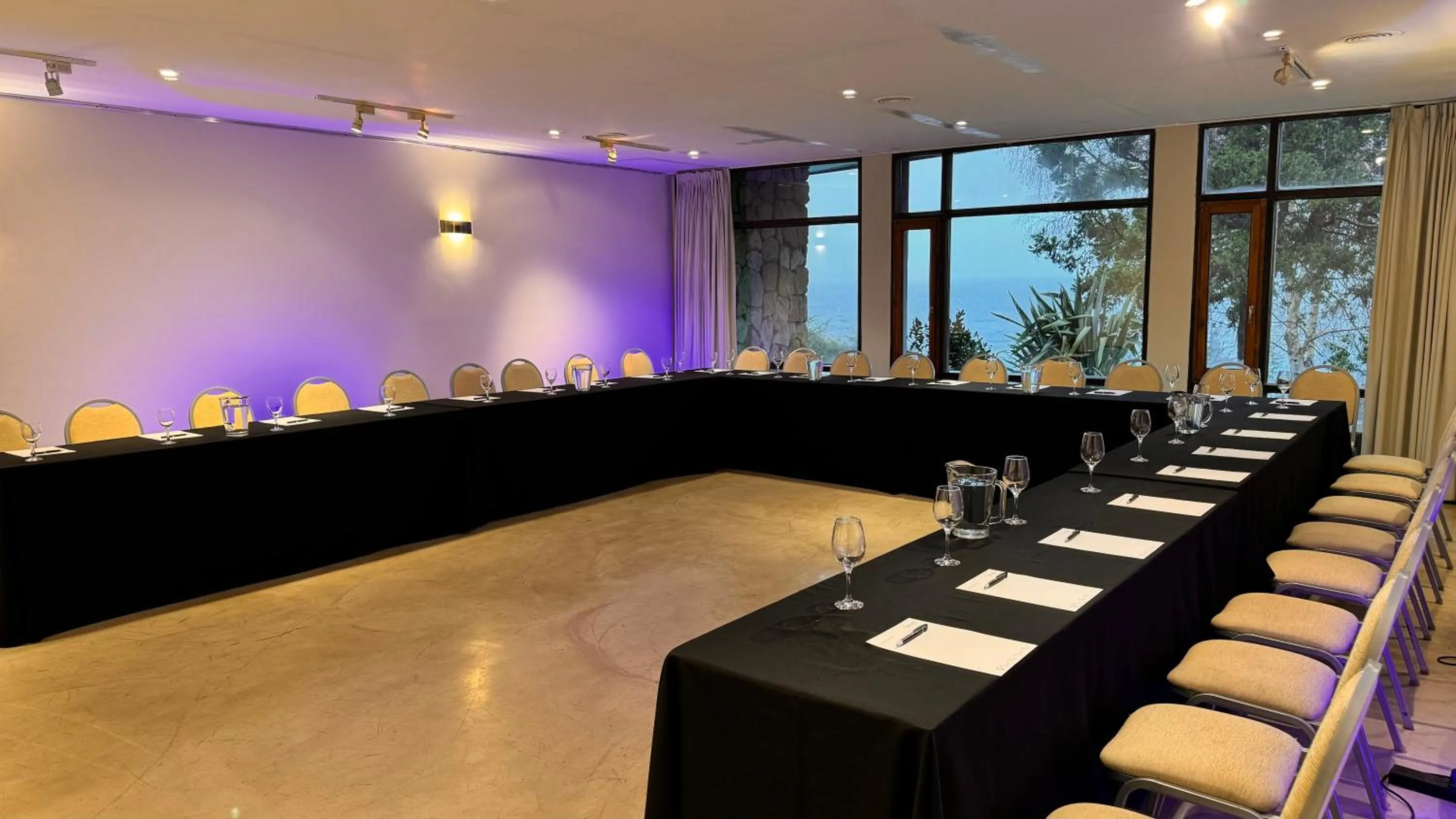 Meeting/conference room in Design Suites Bariloche