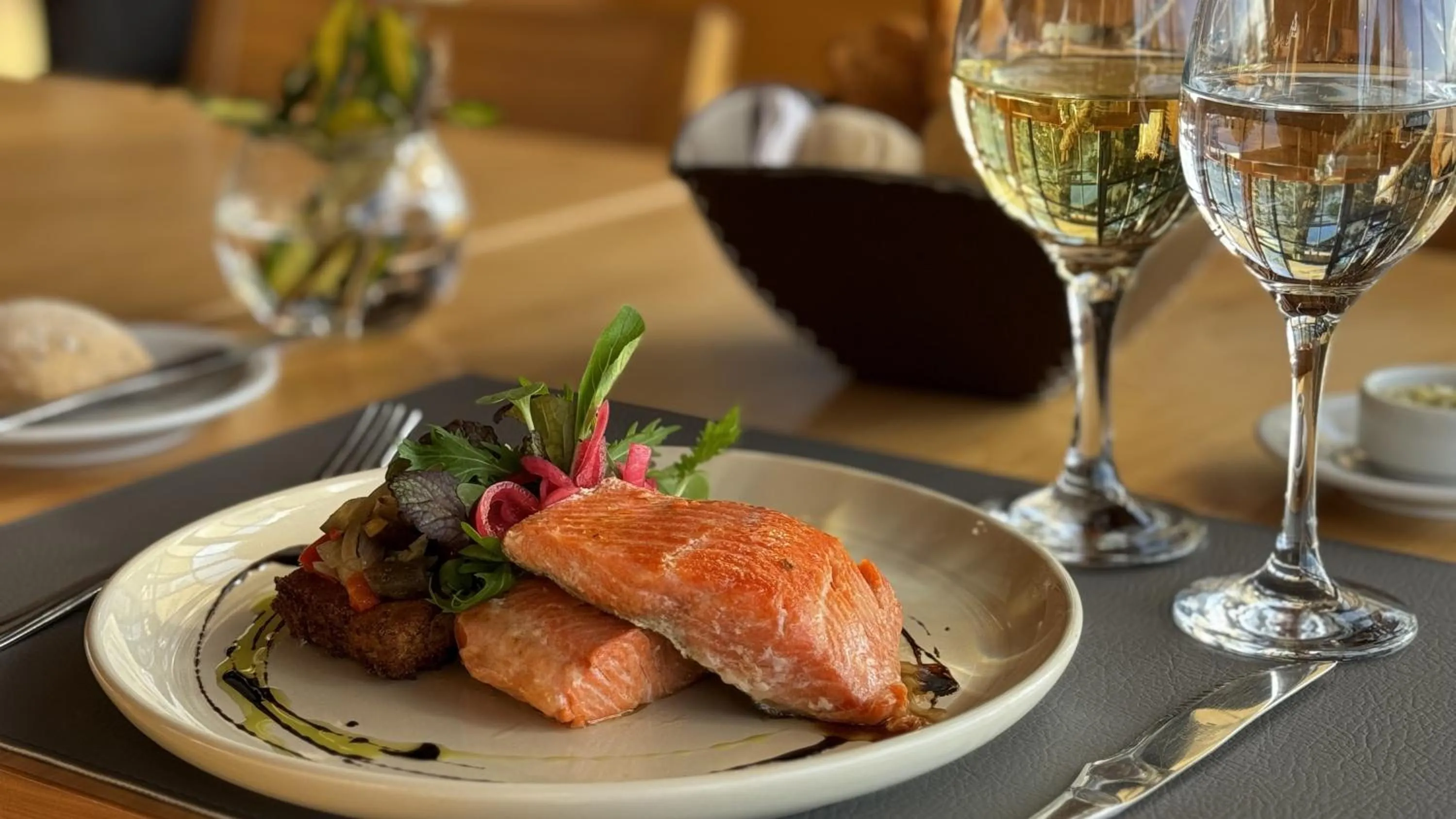 Restaurant/places to eat in Design Suites Bariloche