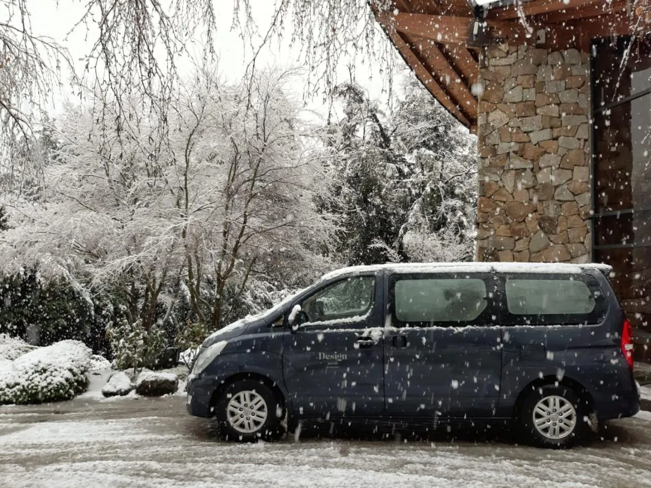 shuttle in Design Suites Bariloche