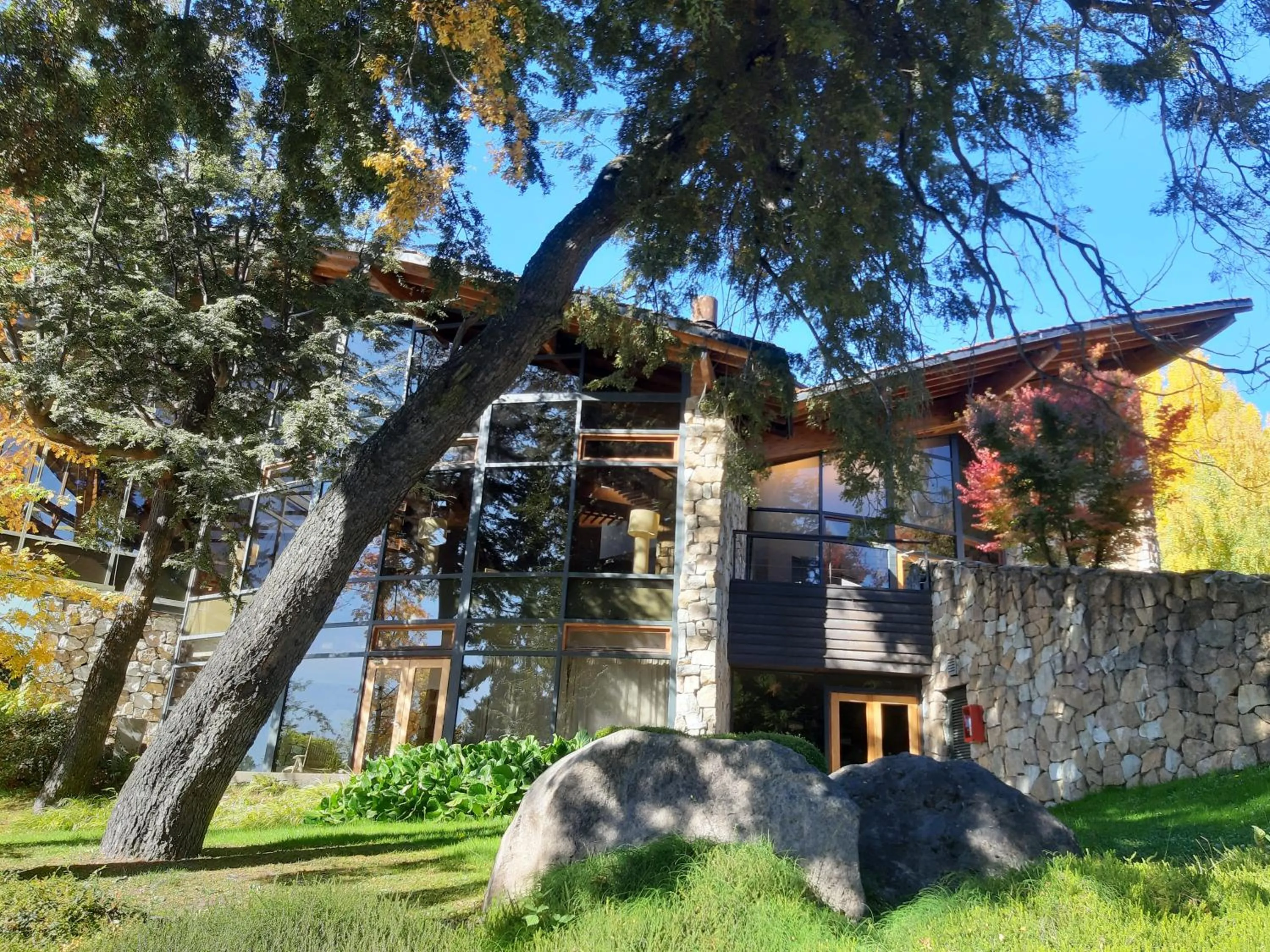 Property building in Design Suites Bariloche