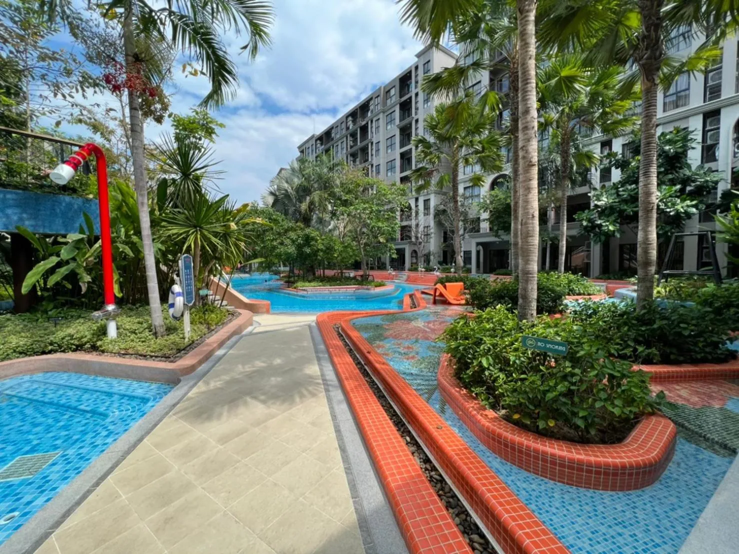 Pool view in RoomQuest Hua-Hin Lahabana