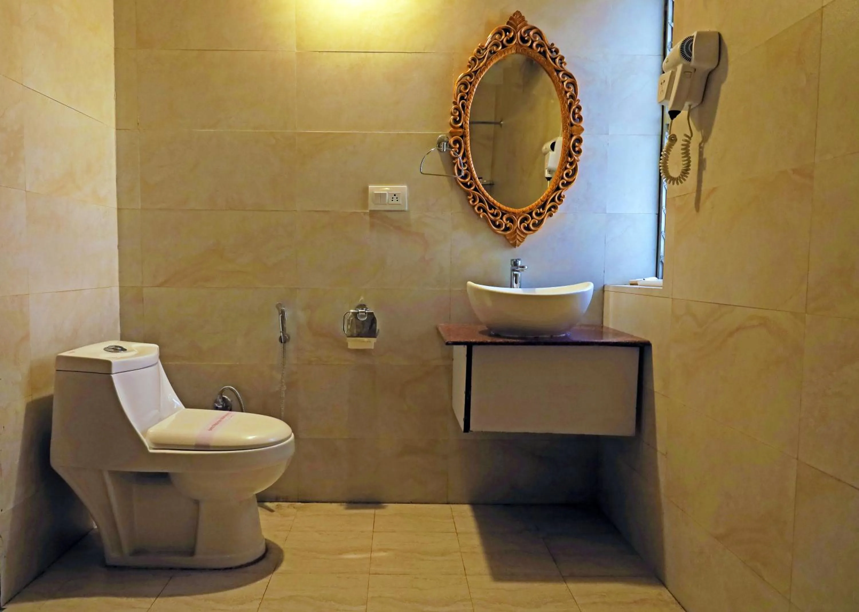 Bathroom in The Neeraj Ganga Heritage Palace