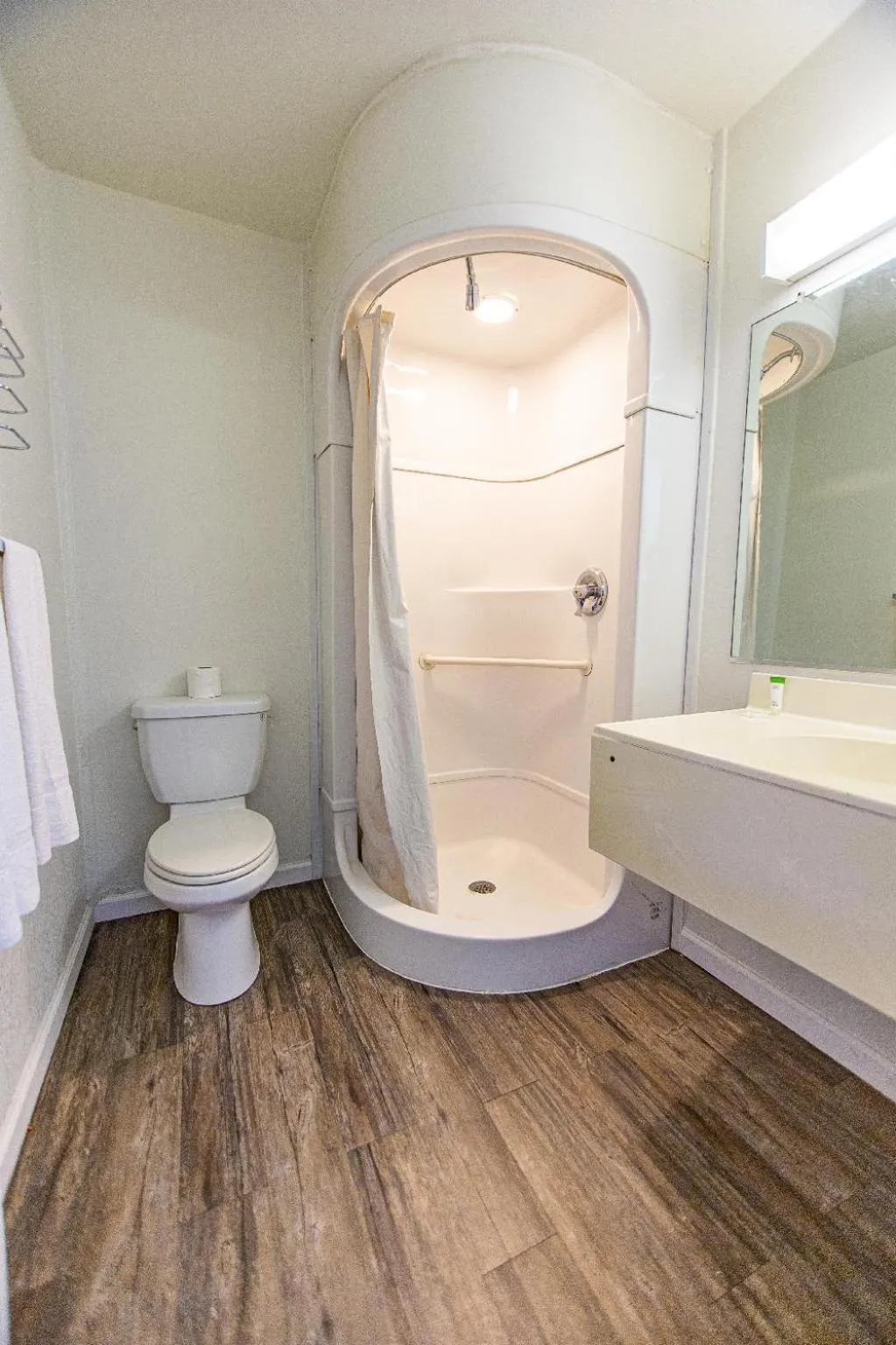 Bathroom in Marifah Inn Sweetwater