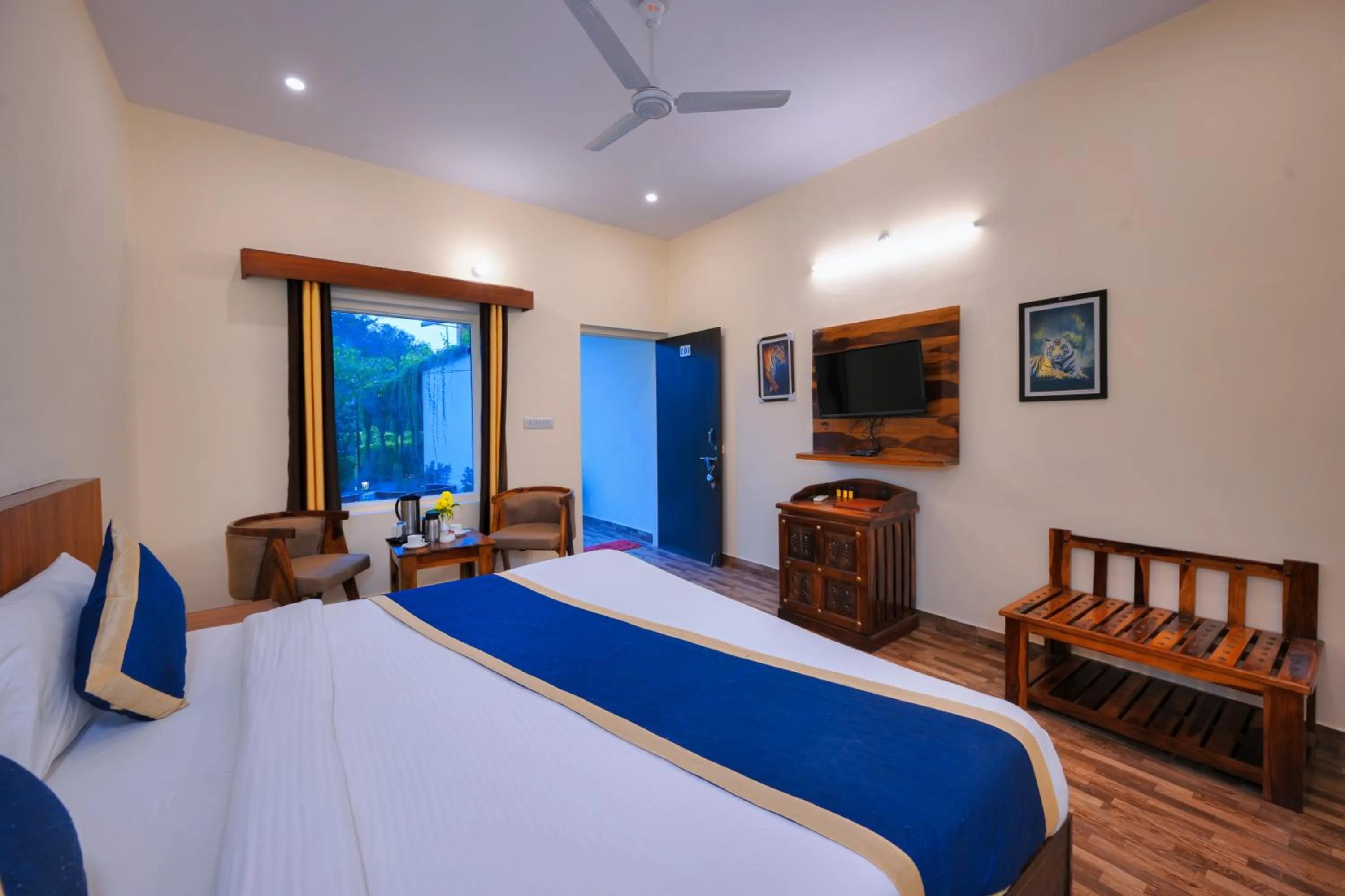 Bed in Ranthambore Nature Camp Resort