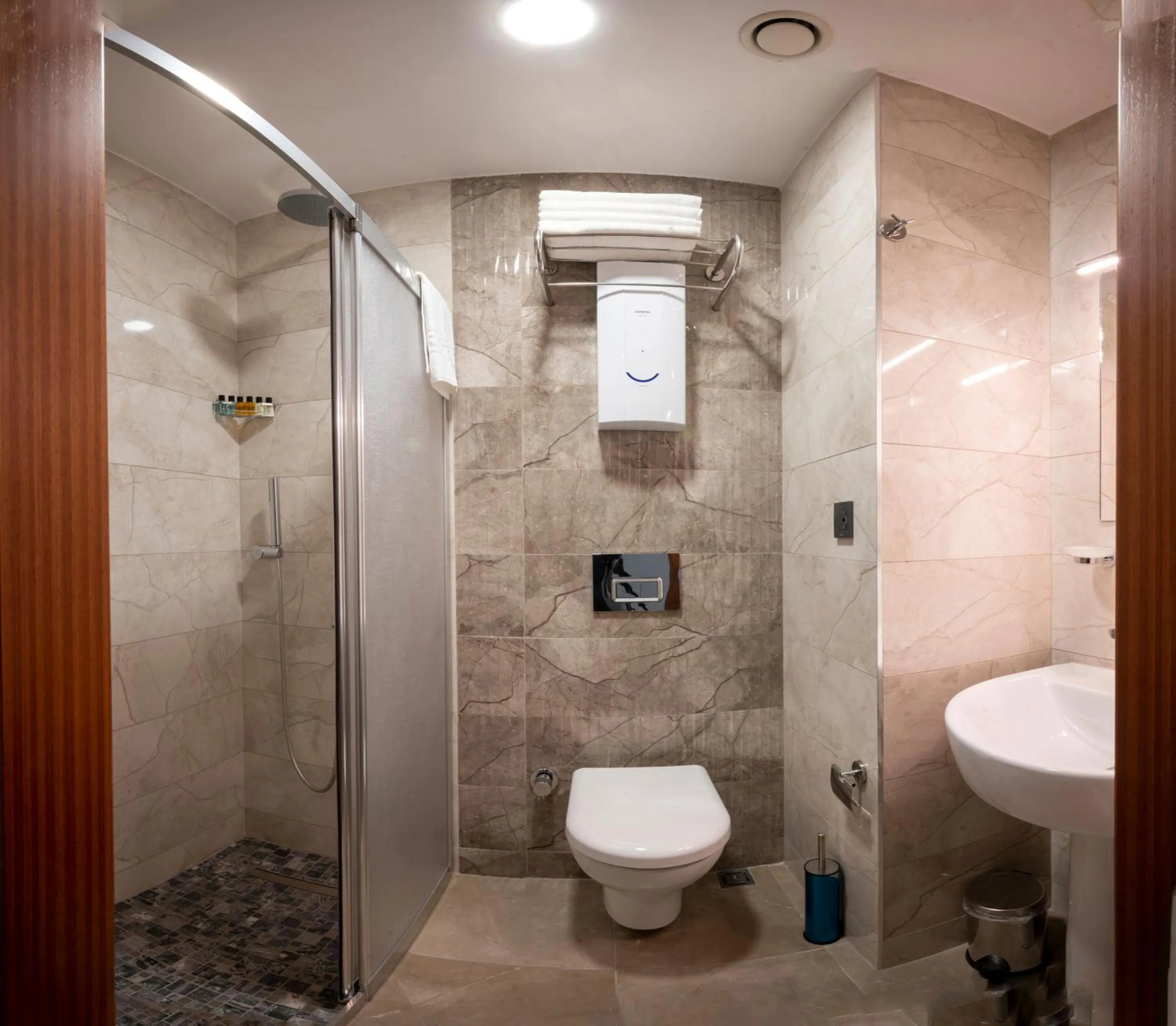 Shower in KA Hotel & Suites