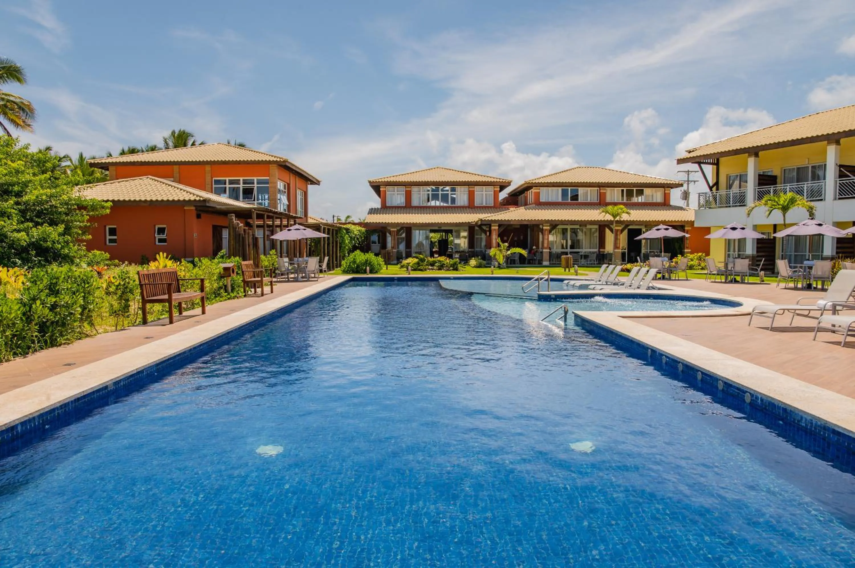 Swimming pool in Hotel Boutique & Spa Ponta de Inhambupe by Slaviero Hotéis