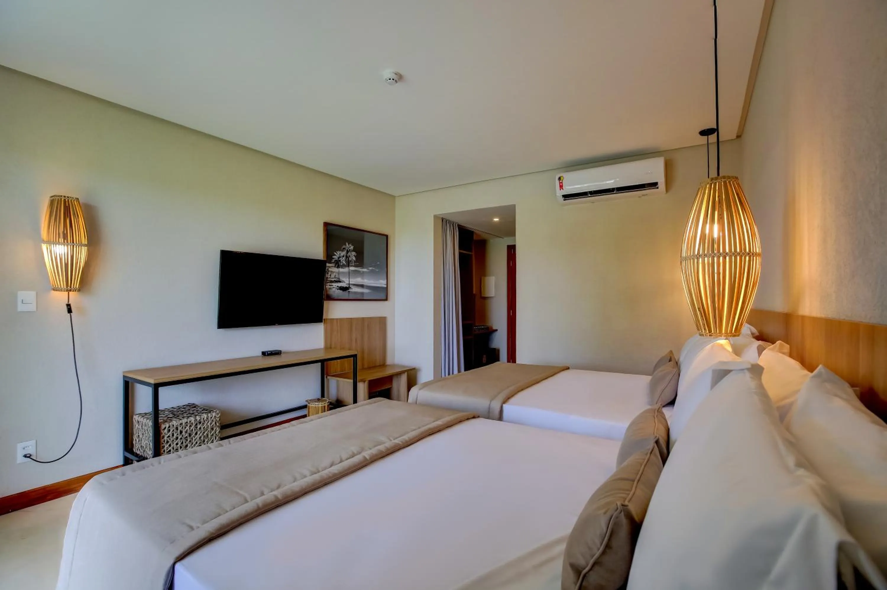 TV and multimedia, Bed in Hotel Boutique & Spa Ponta de Inhambupe by Slaviero Hotéis