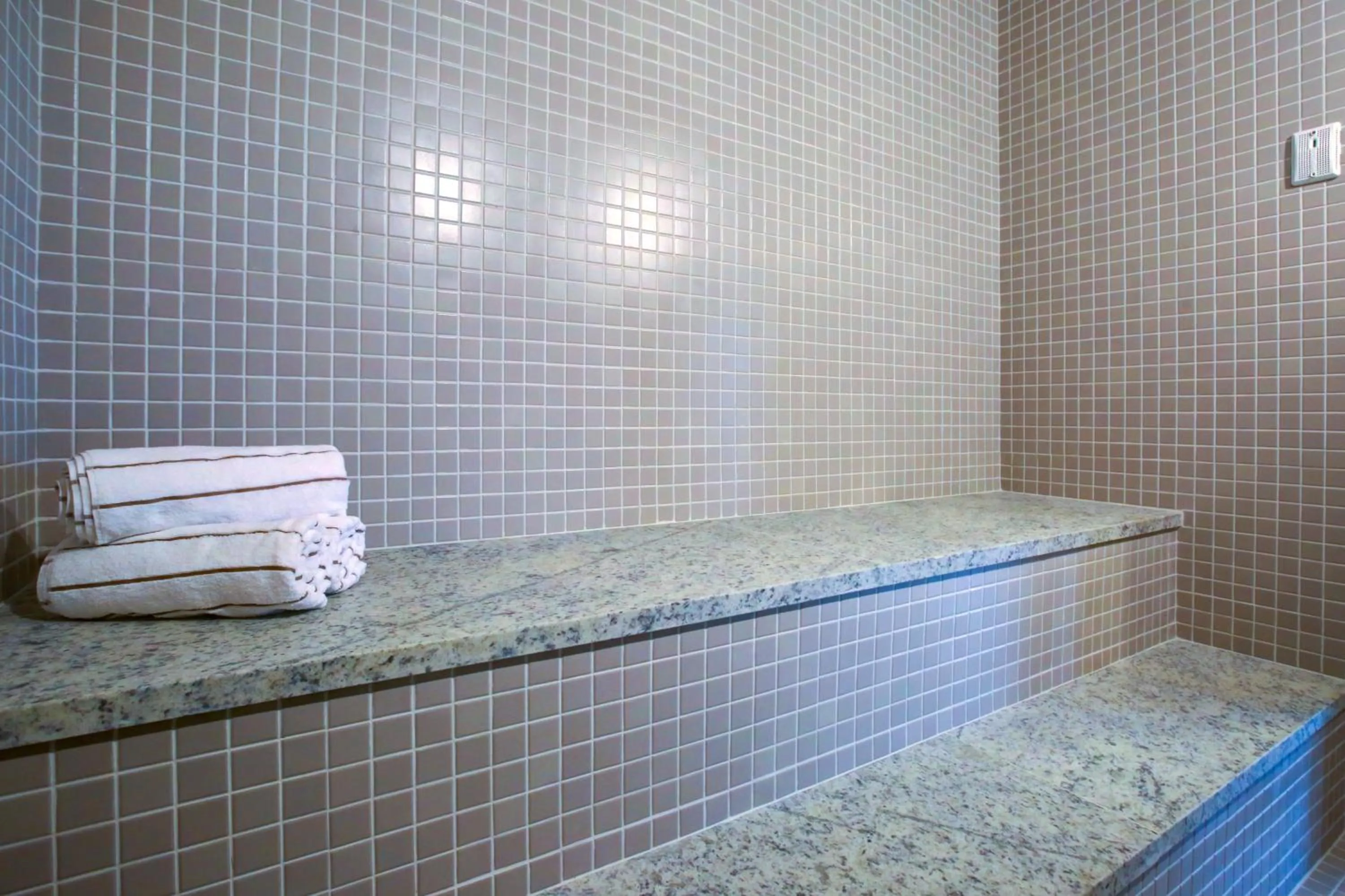 Sauna in Hotel Boutique & Spa Ponta de Inhambupe by Slaviero Hotéis