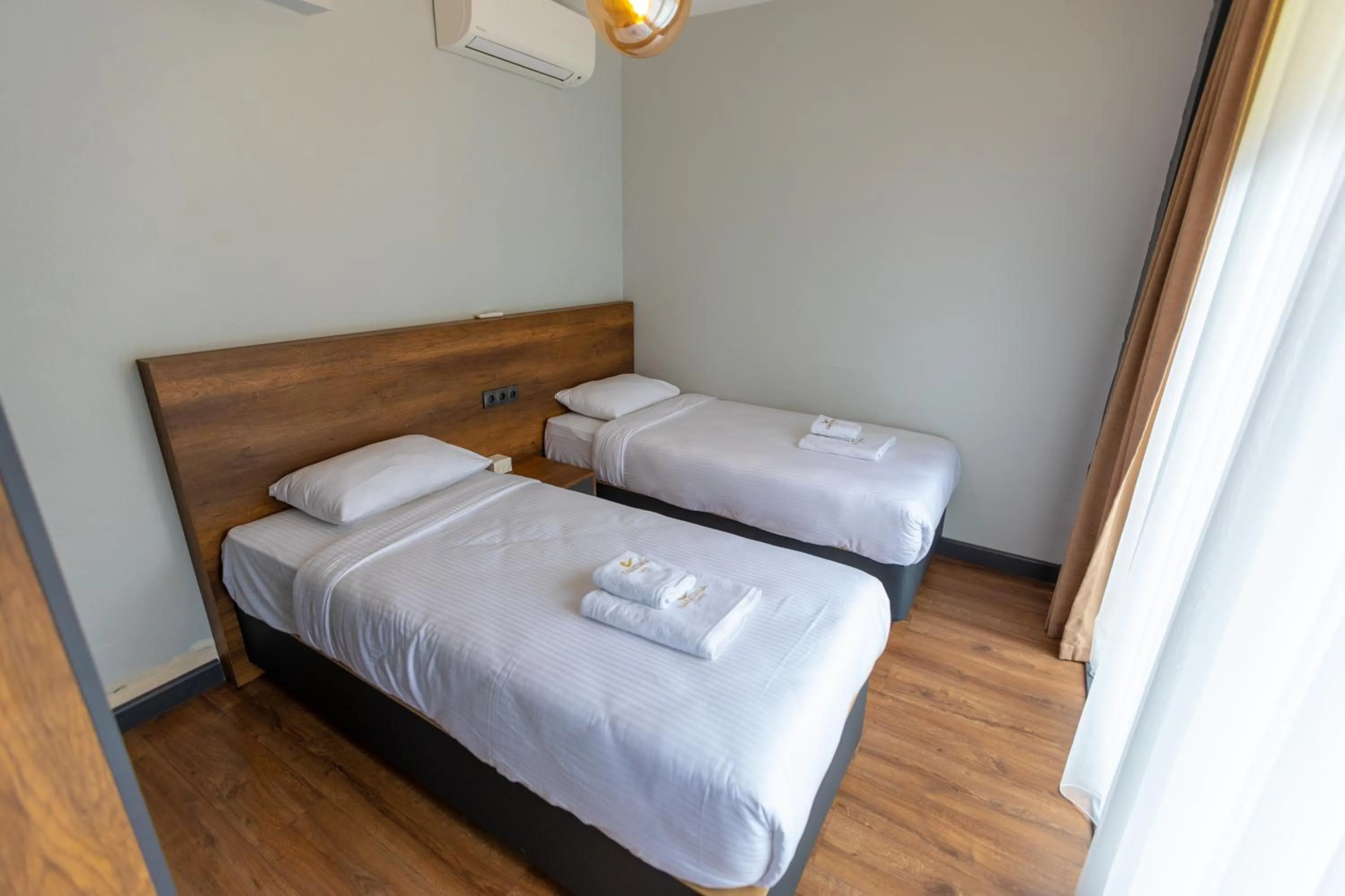 Photo of the whole room, Bed in SANTANA OTEL