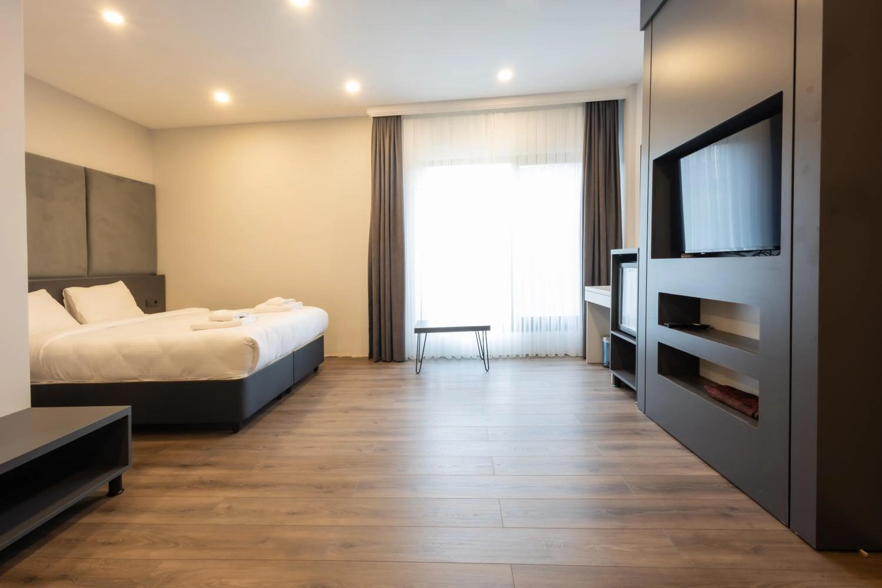 Photo of the whole room, Bed in SANTANA OTEL