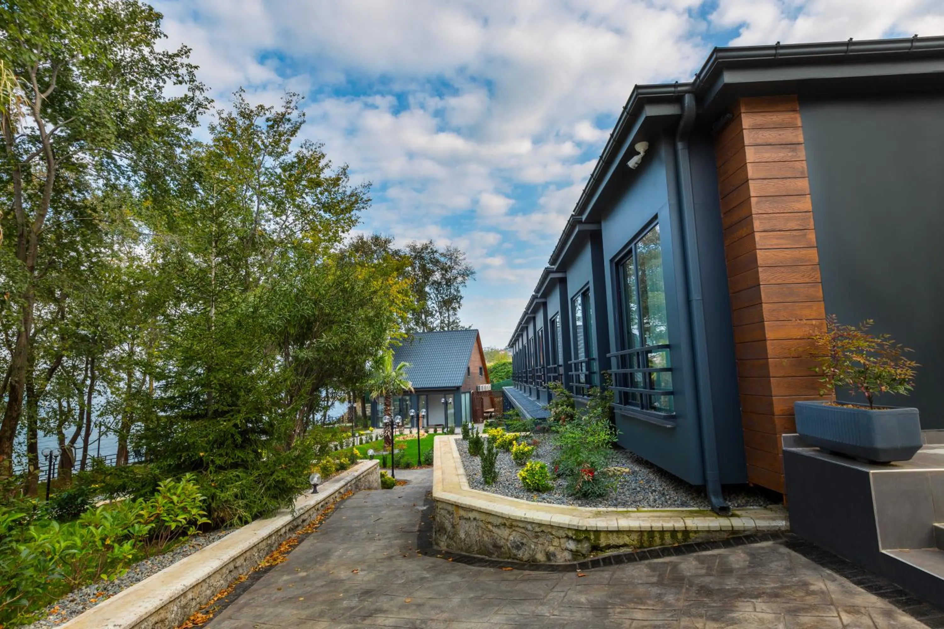 Spring in SANTANA OTEL