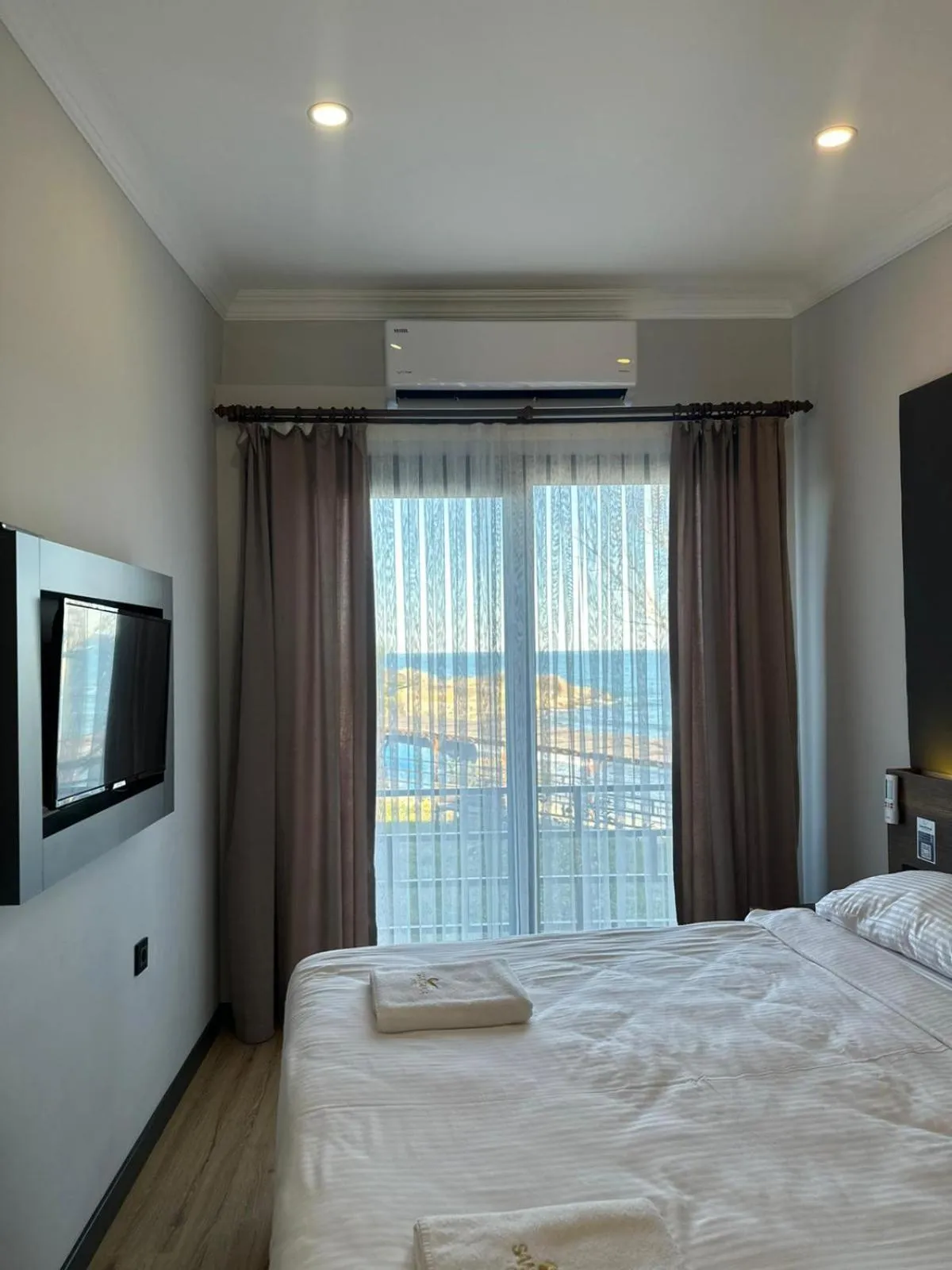 Bedroom, Bed in SANTANA OTEL