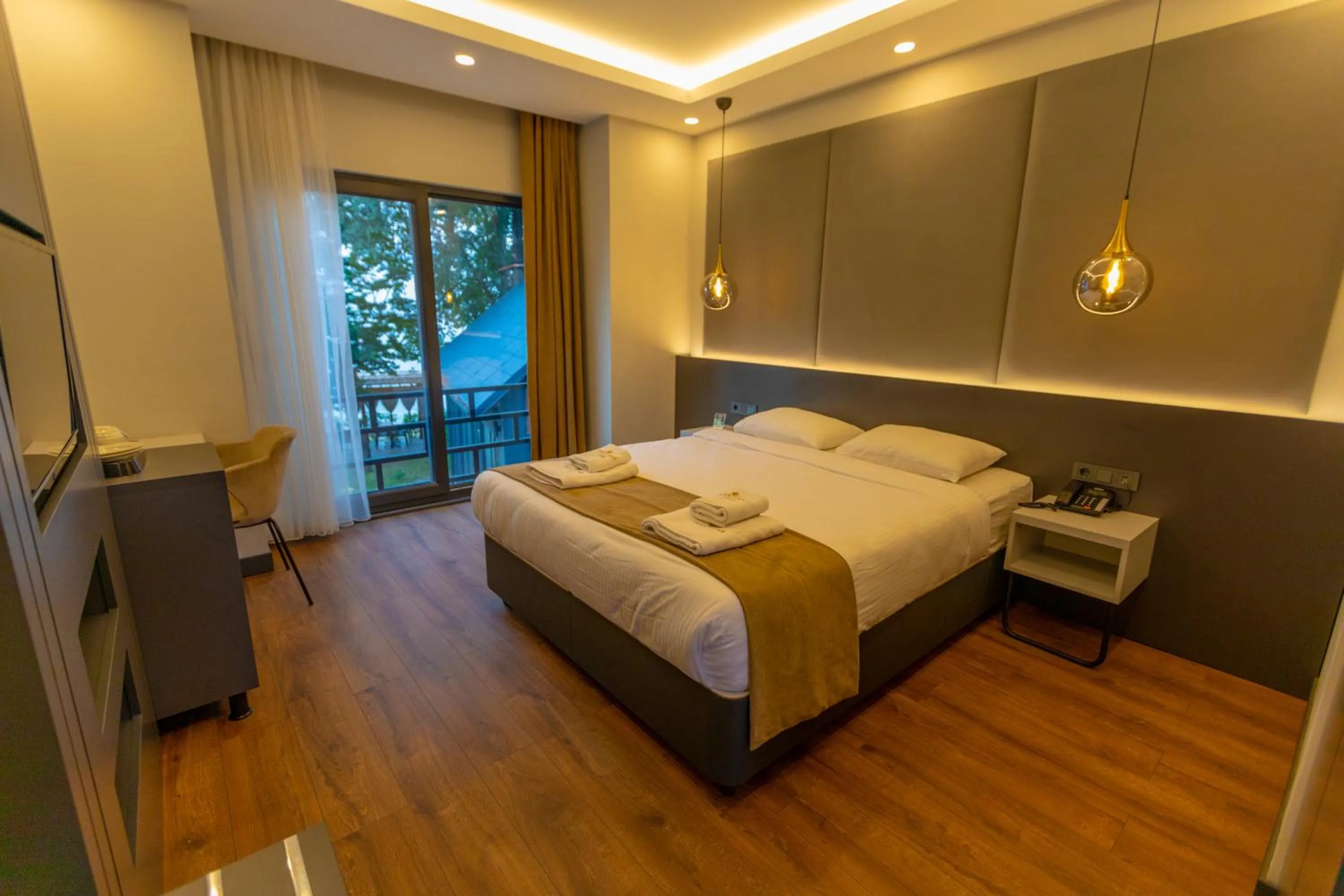 Photo of the whole room, Bed in SANTANA OTEL