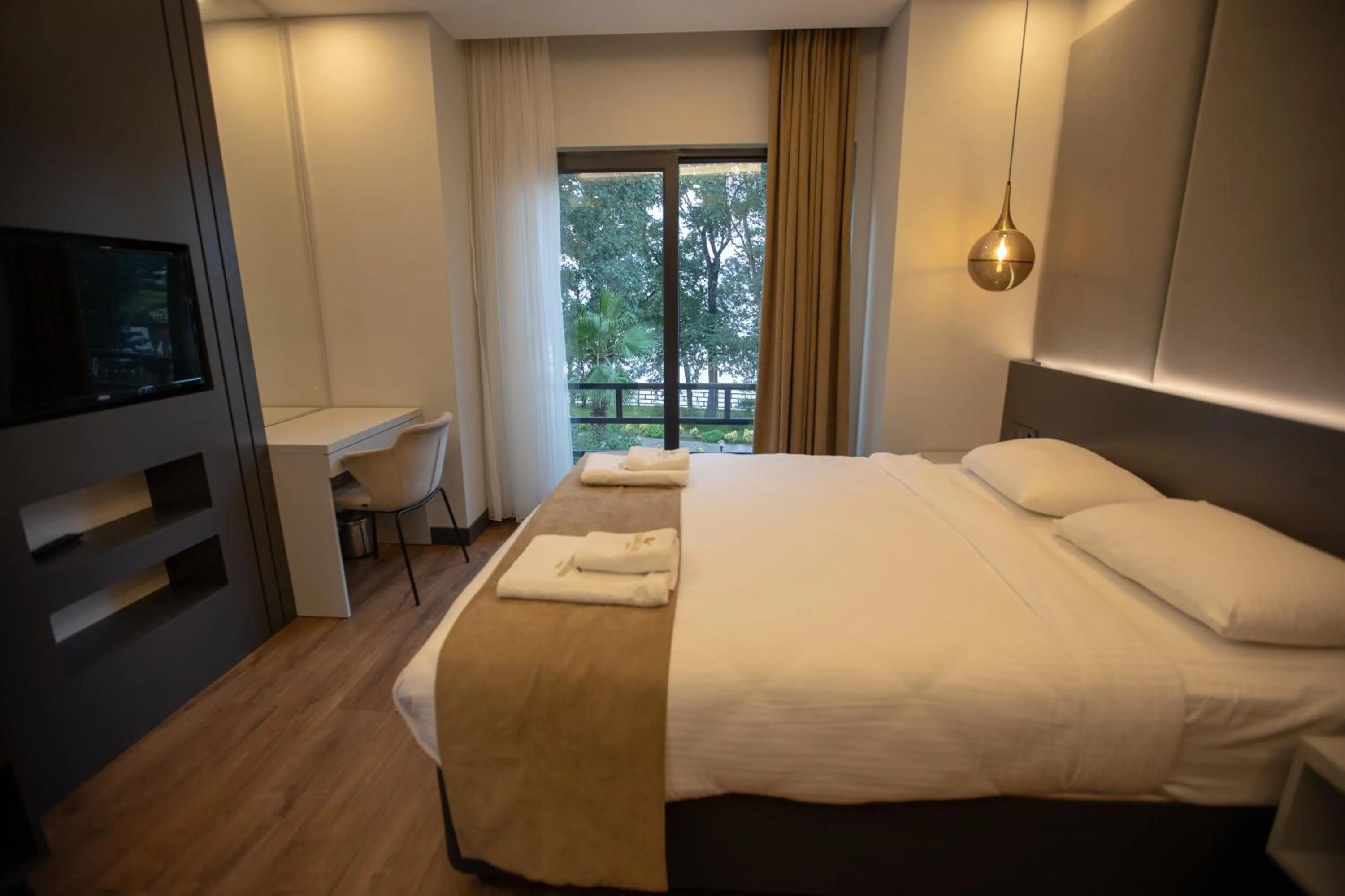 Photo of the whole room, Bed in SANTANA OTEL