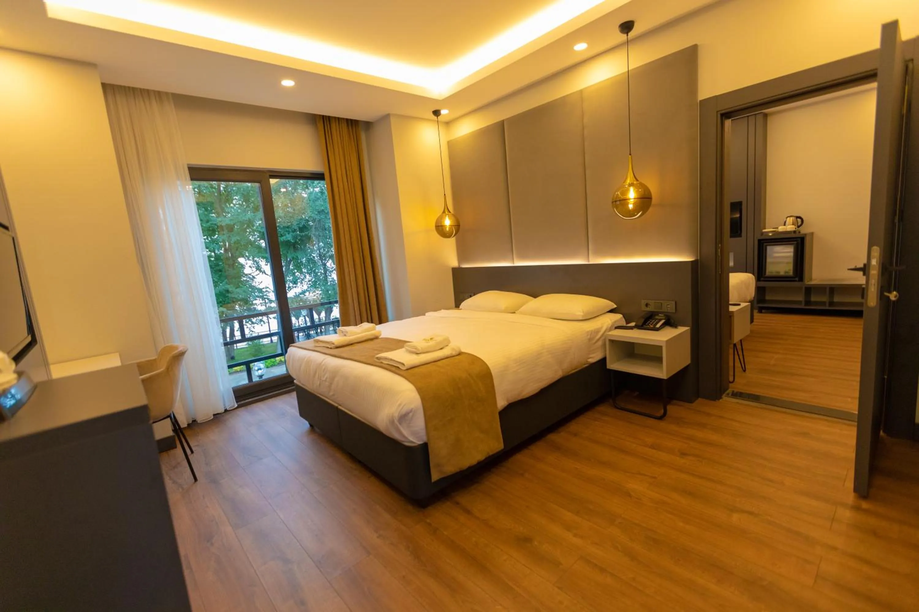 Photo of the whole room, Bed in SANTANA OTEL