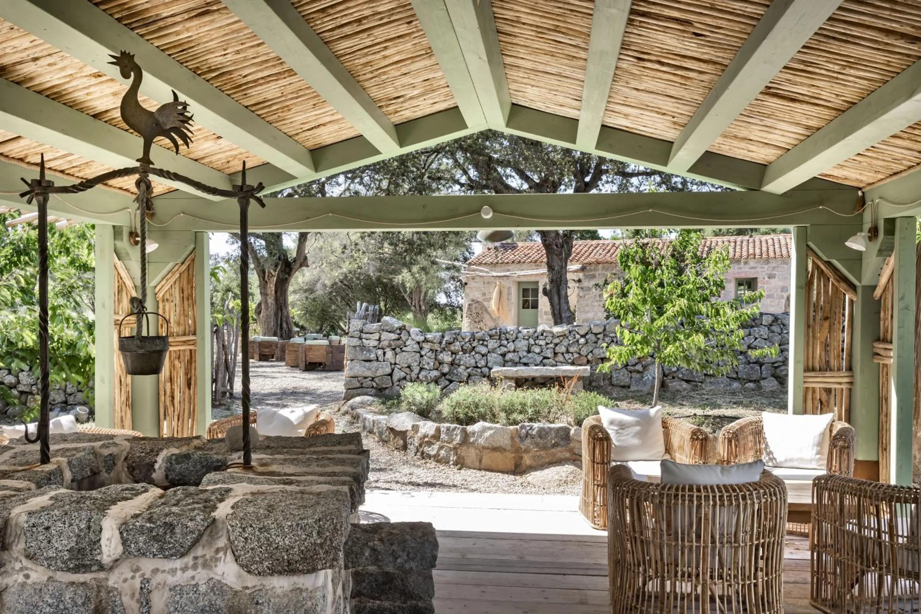 Patio in Gallicantu Stazzo Retreat