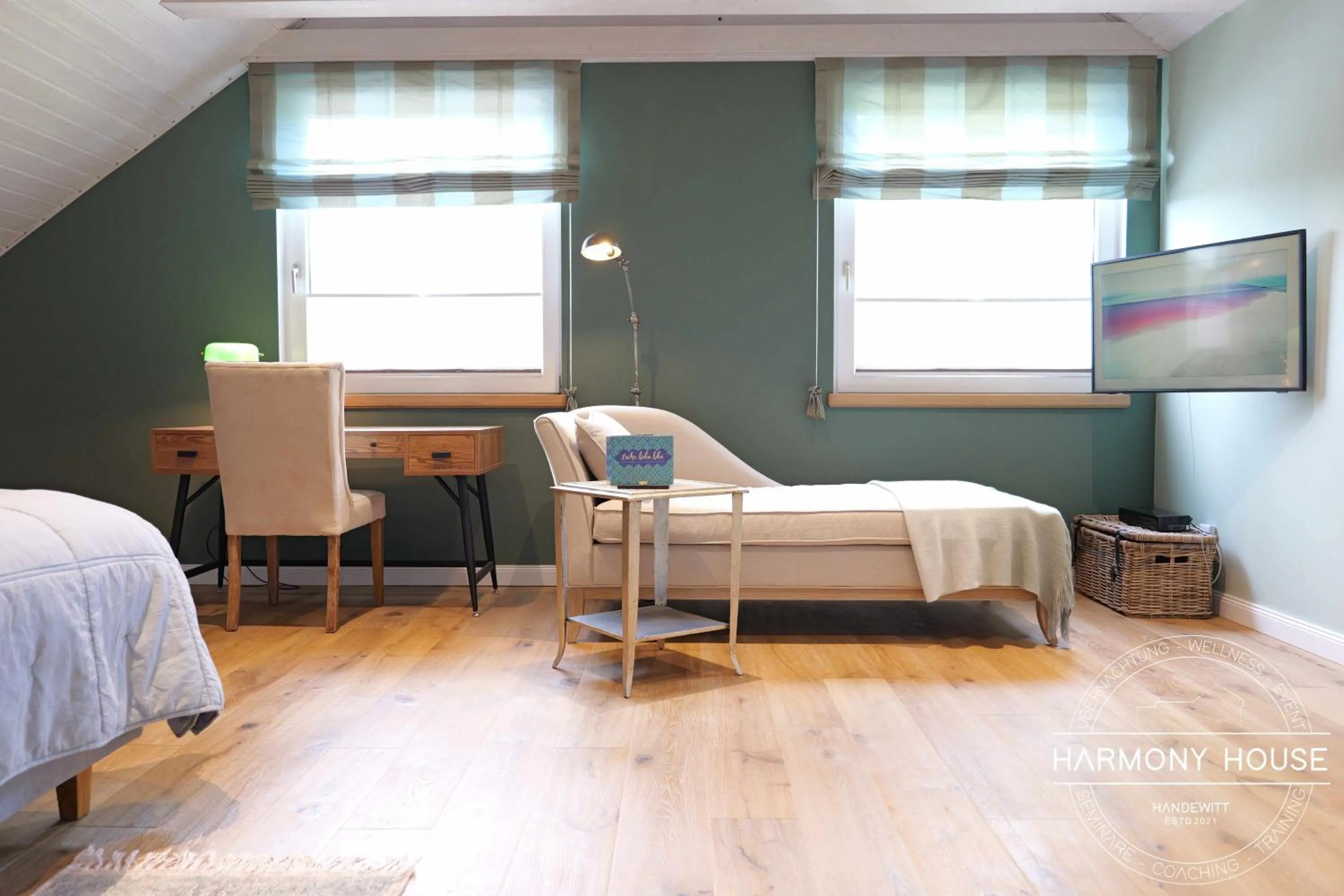 TV and multimedia, Bed in Harmony House